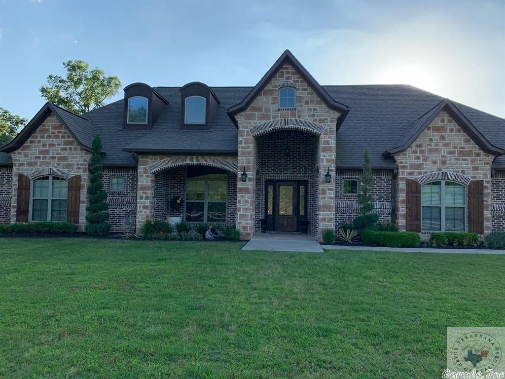 4.85 Acres, 71 Tidwell Lane, Hooks, TX 75567 Land and Farm