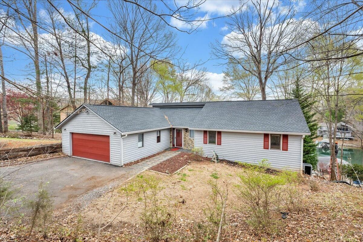 0.58 Acres, 228 Waterwood DR, VA 24121 Land and Farm