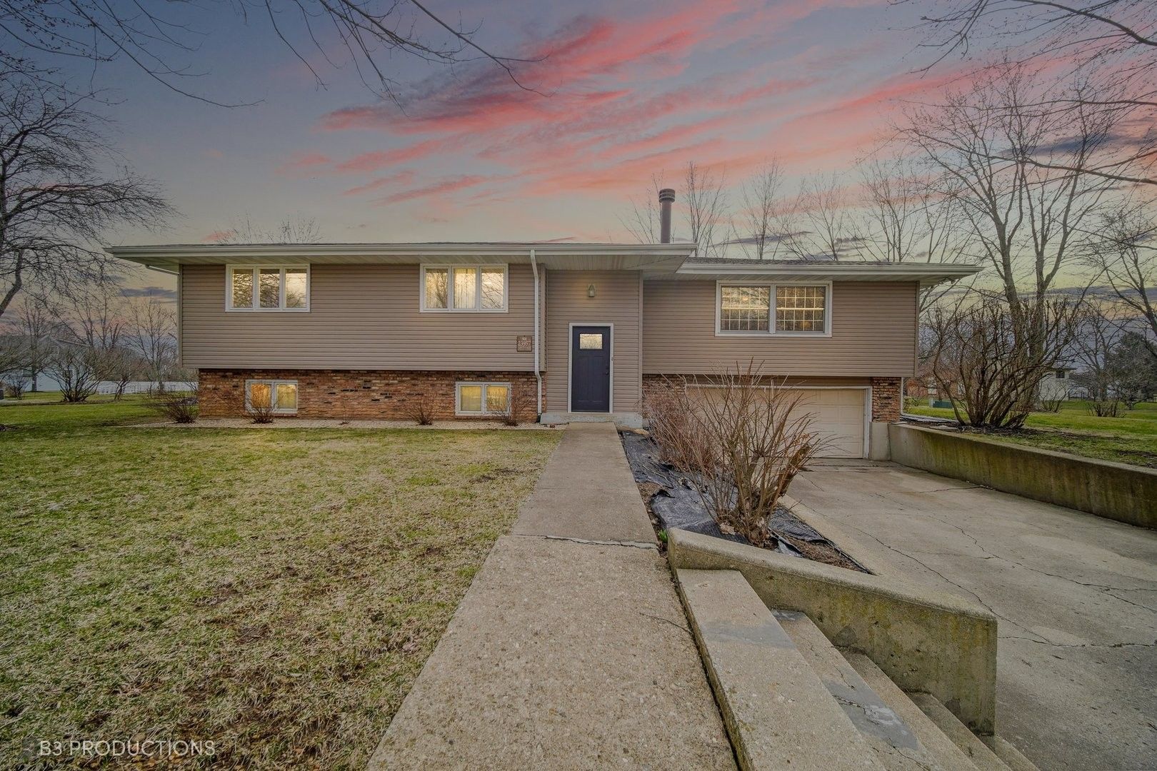 0.75 Acres, 23957 Lakeview Drive, Minooka, IL 60447 Land and Farm