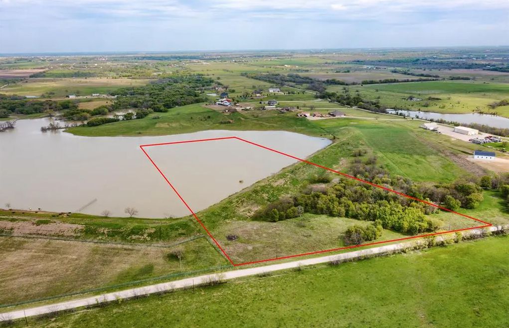 500 Texas Longhorn Trail, Gunter, TX 75058 Land and Farm