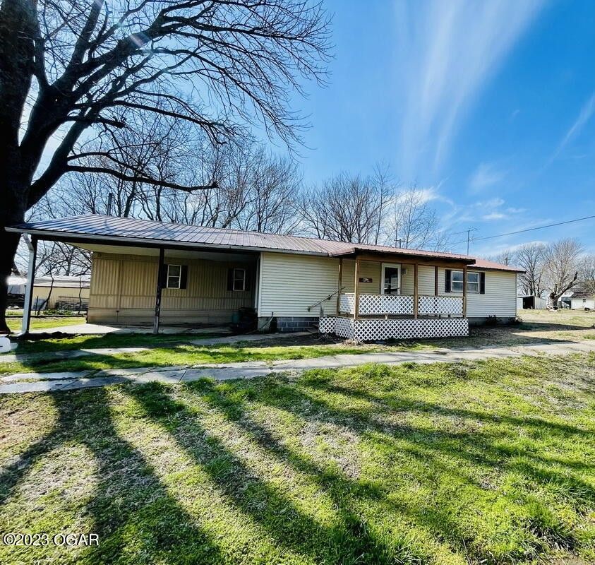 0.17 Acres, 407 SE 55th LN, Lamar, MO 64759 Land and Farm