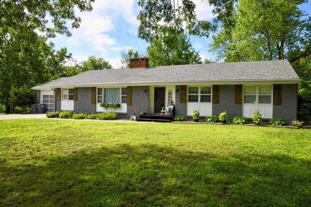 1 Acres, 2017 Huntington Rd., Emporia, KS 66801 Land and Farm