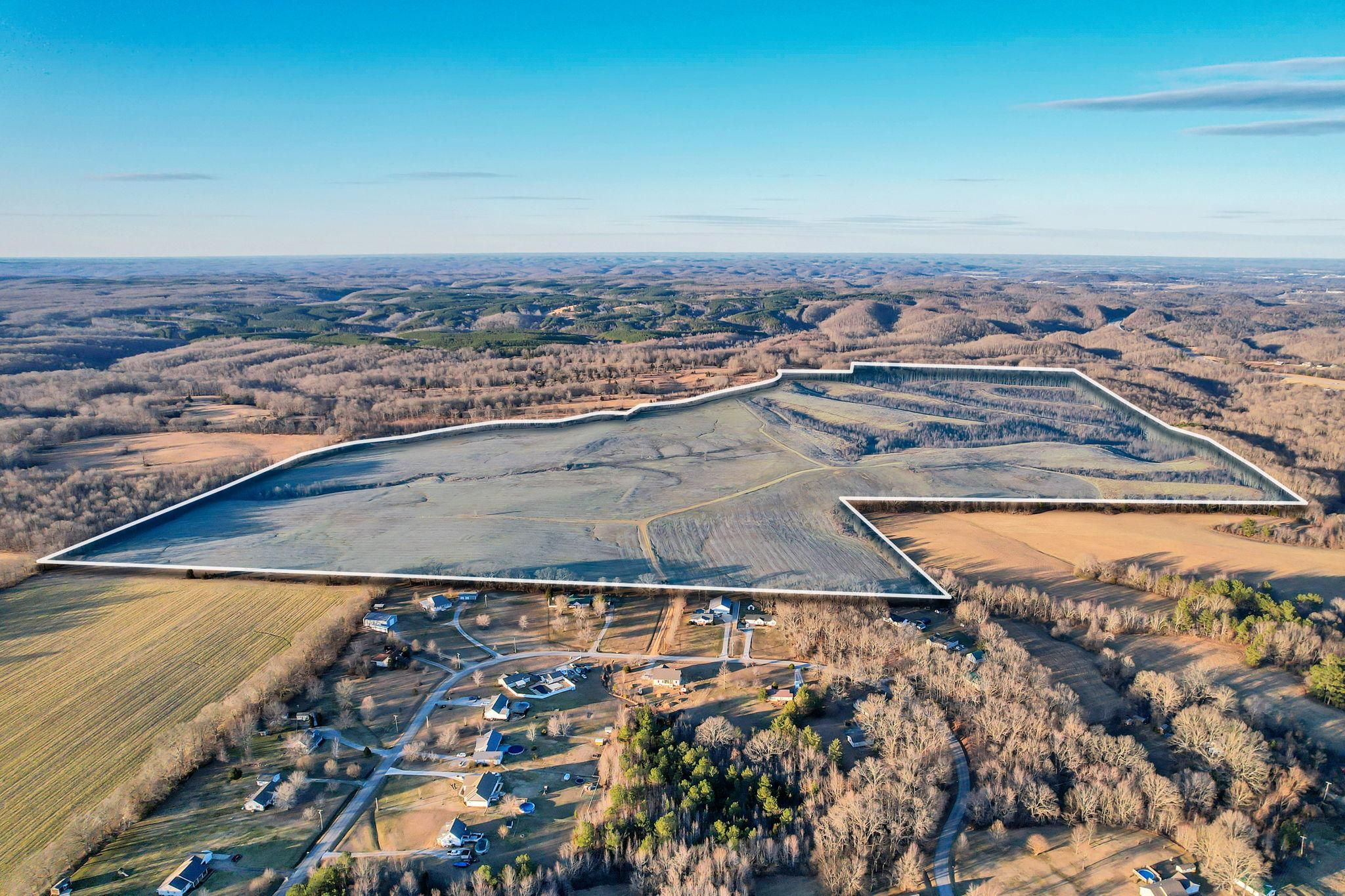 221 Acres, 2501 Summer Oaks Circle, Summertown, TN 38483 Land and Farm