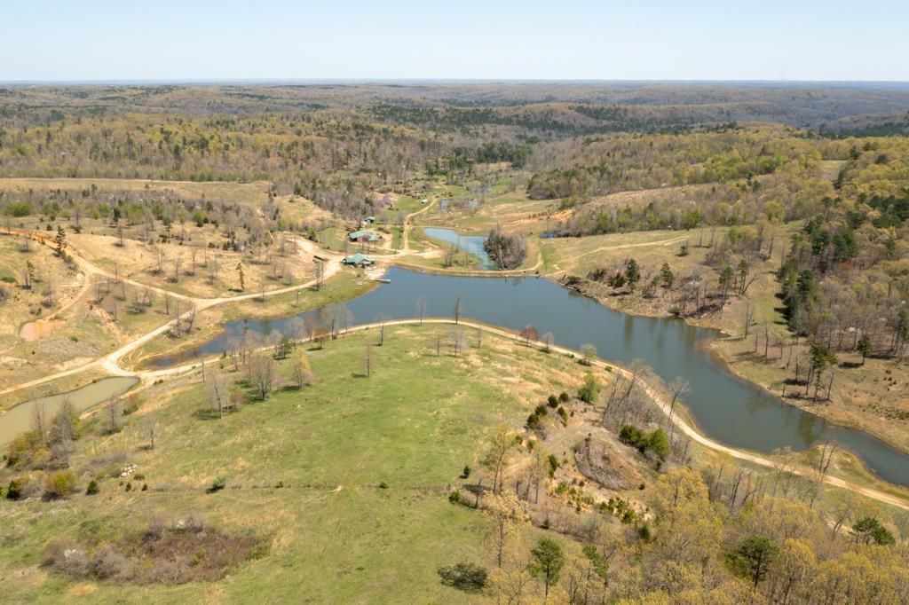 257 Acres, 000 County Road, Richwoods, MO 63071 Land and Farm