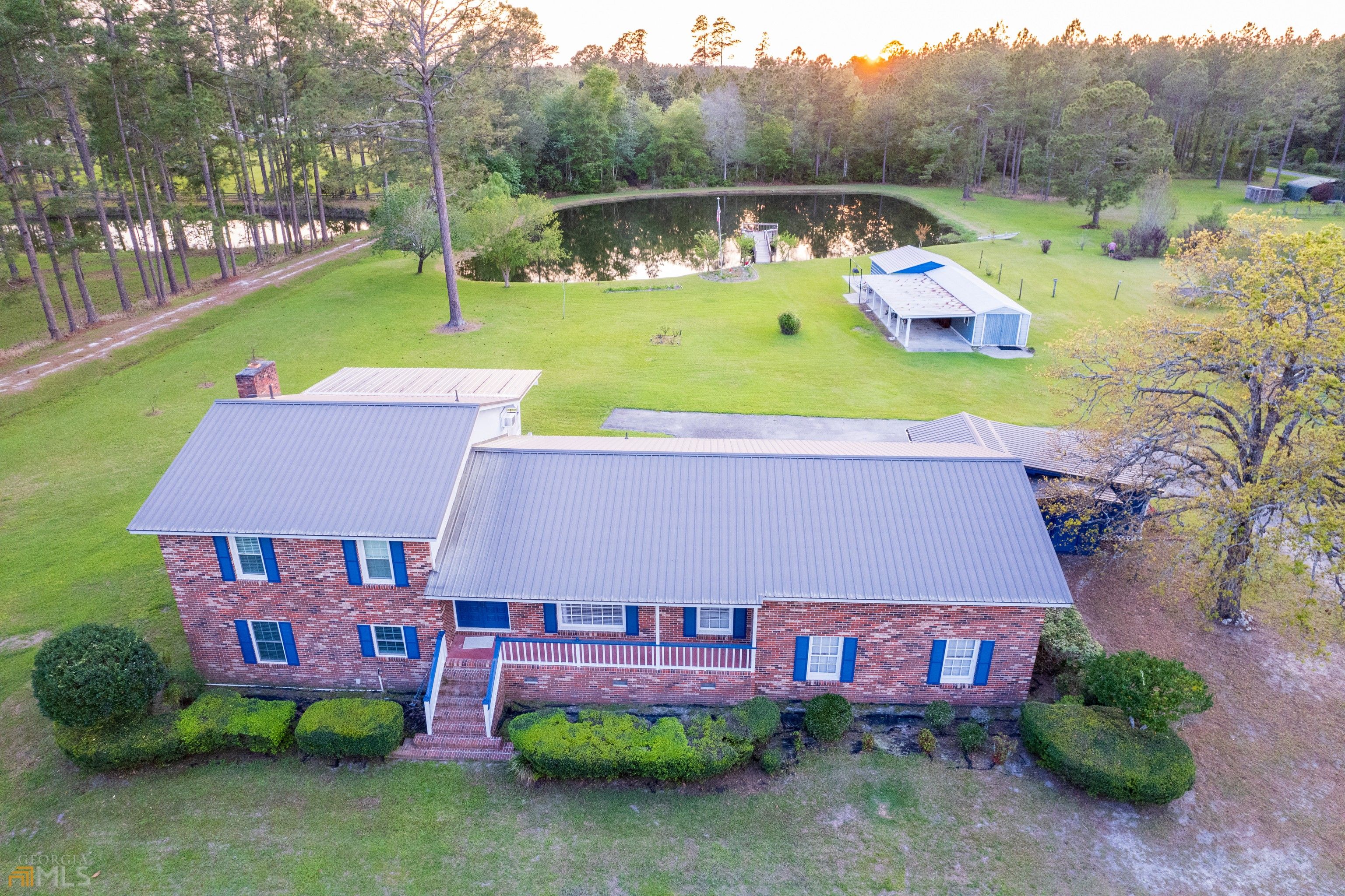 4 Acres, 2110 Ware Street, Blackshear, GA 31516 Land and Farm