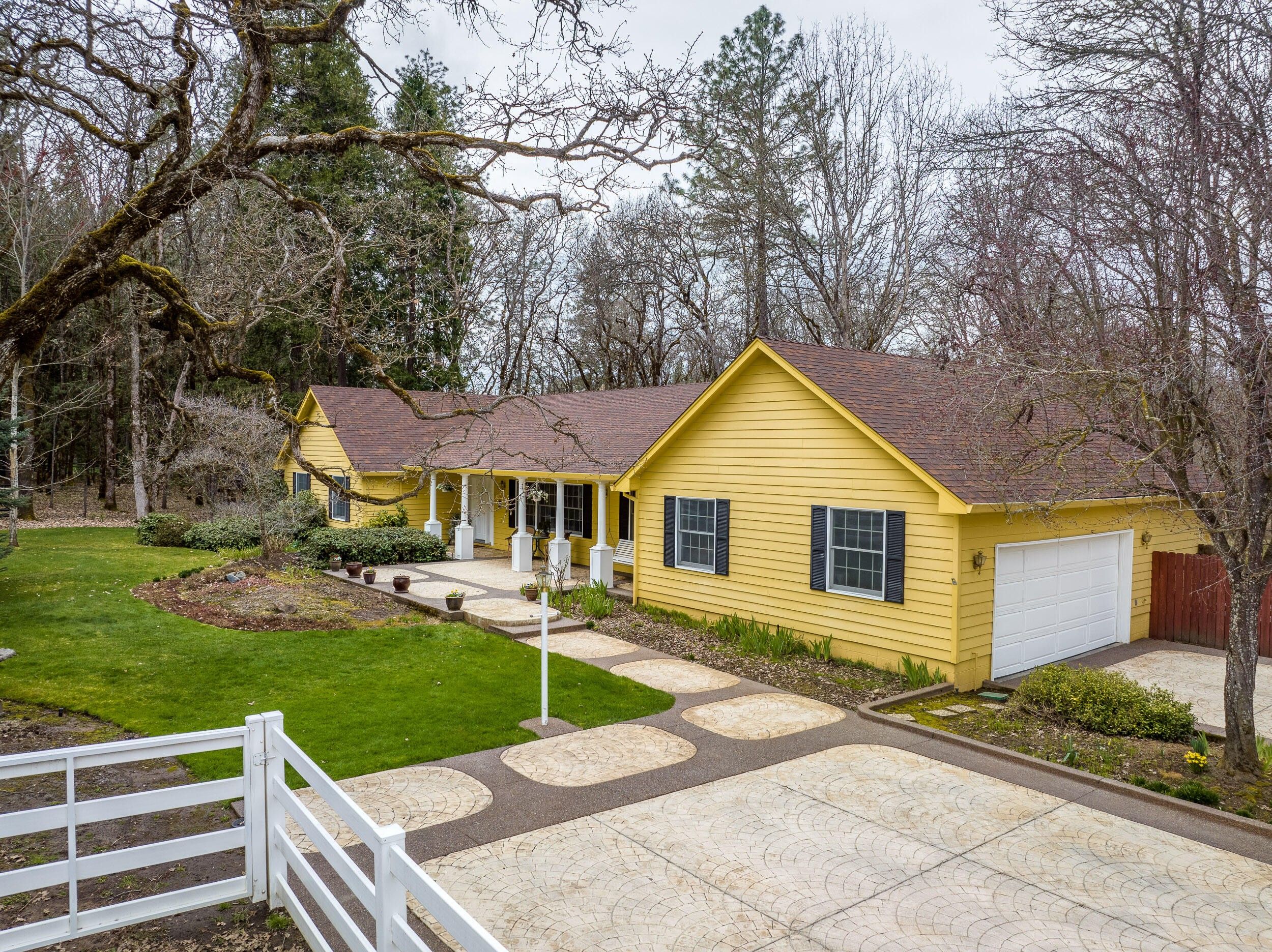 6.14 Acres, 5980 Donaldson Road, Grants Pass, OR 97526 Land and Farm