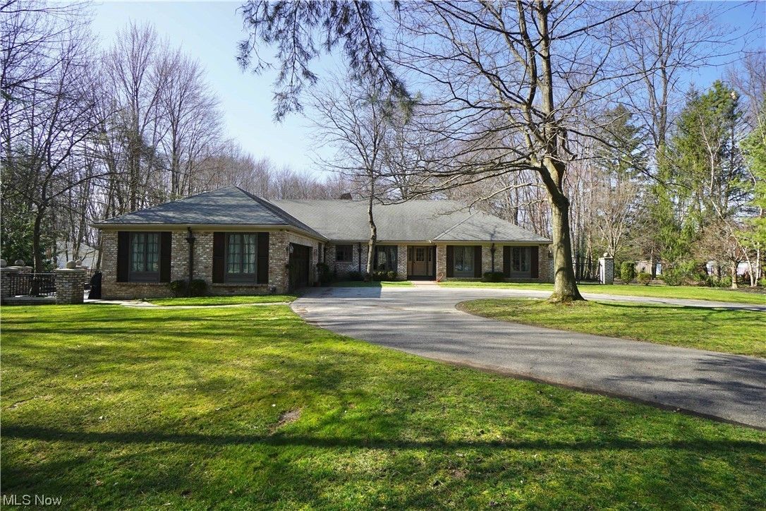 2.58 Acres, 7111 Gates Mills Boulevard, Gates Mills, OH 44040 Land