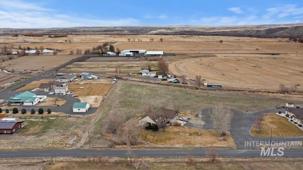 1.13 Acres, 839 E 2830 South, Hagerman, ID 83332 Land and Farm