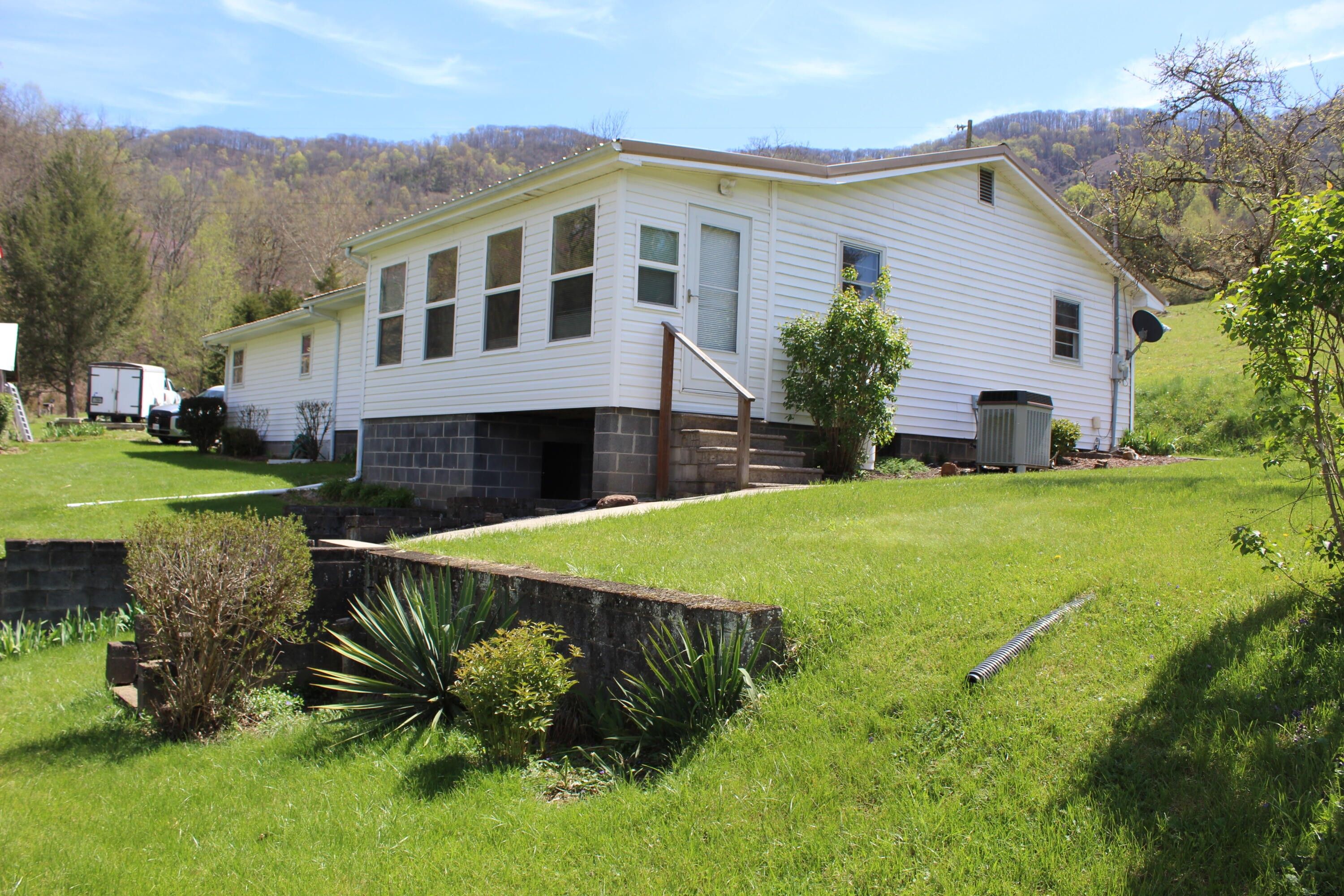 15.63 Acres, 204 Freeman Hollow Road, Dryden, VA 24243 Land and Farm