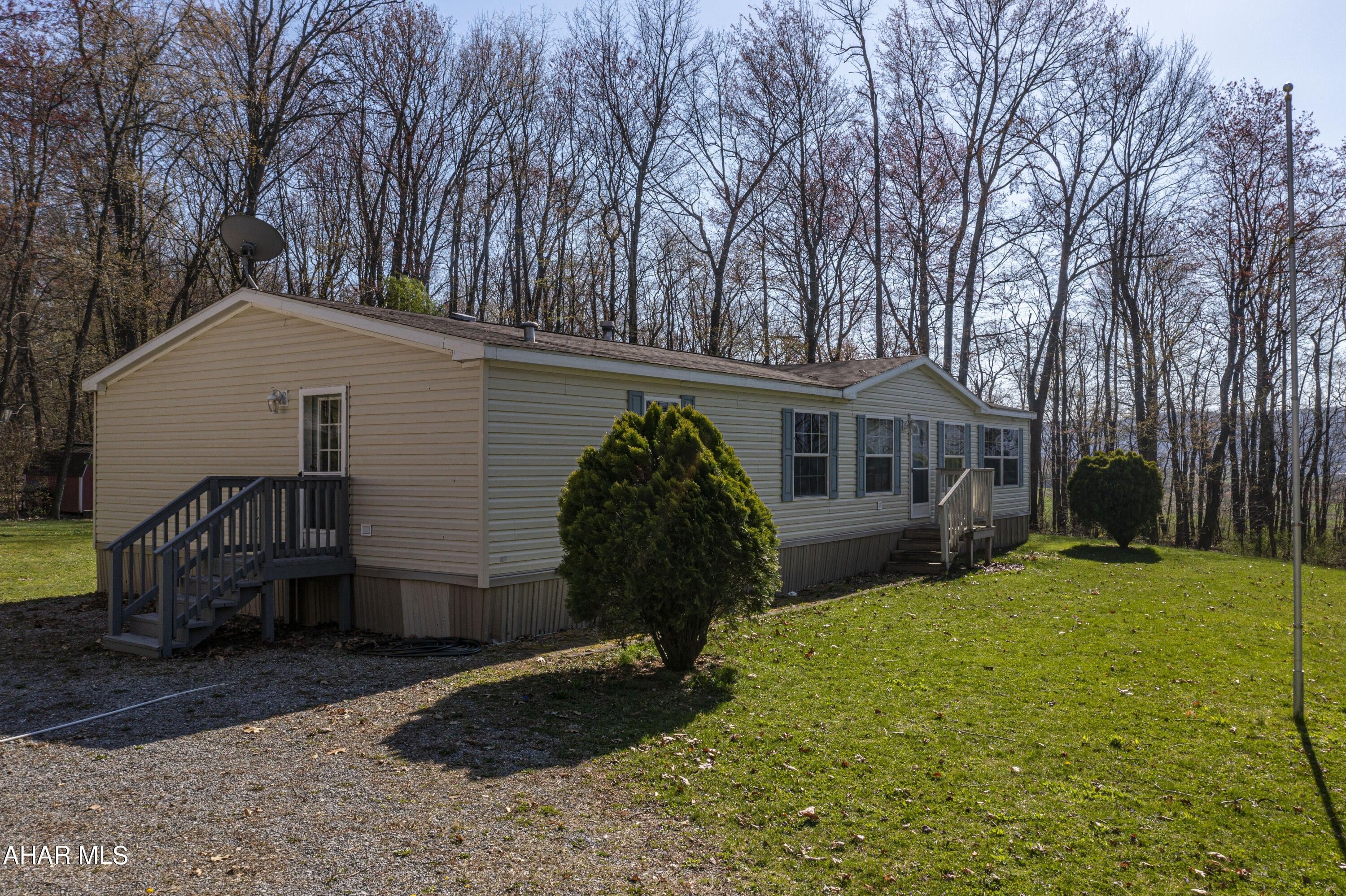 2.26 Acres, 2256 Locust Lane, Williamsburg, PA 16693 Land and Farm