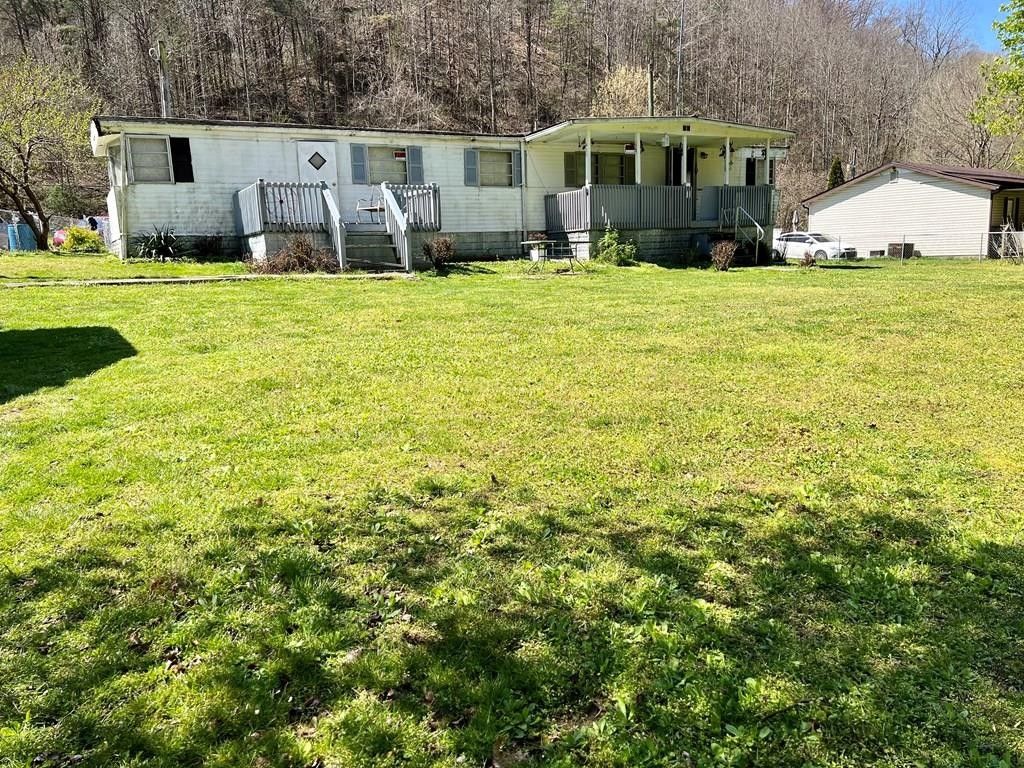 0.5 Acres, 420 Left Fork of Joes Creek, Pikeville, KY 41501 Land and Farm