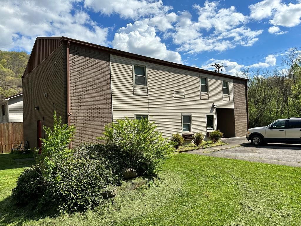 0.37 Acres, 9810 Zebulon Hwy, Meta, KY 41501 Land and Farm