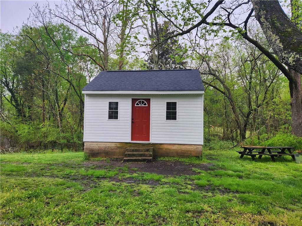 2.39 Acres, 8791 Colonial Trail, Spring Grove, VA 23881 Land and Farm