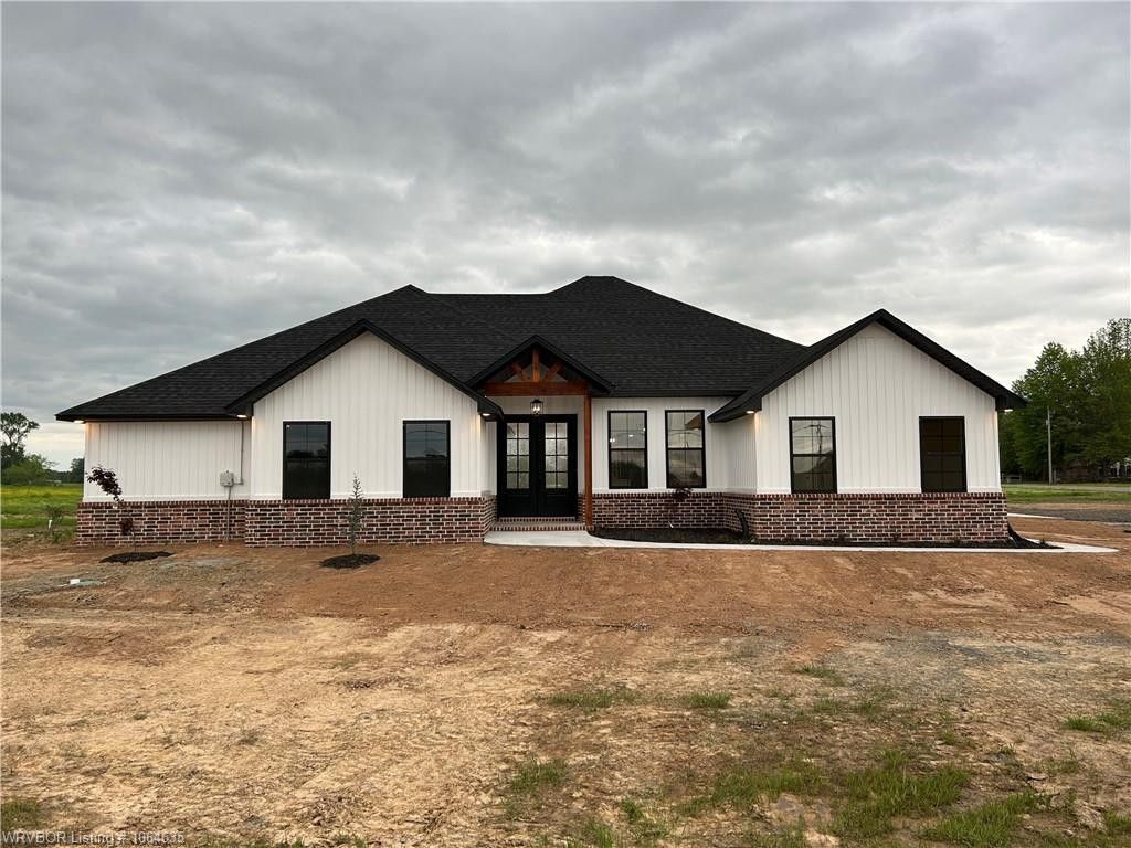 2.39 Acres, 2410 N Davis ST, Lavaca, AR 72941 Land and Farm