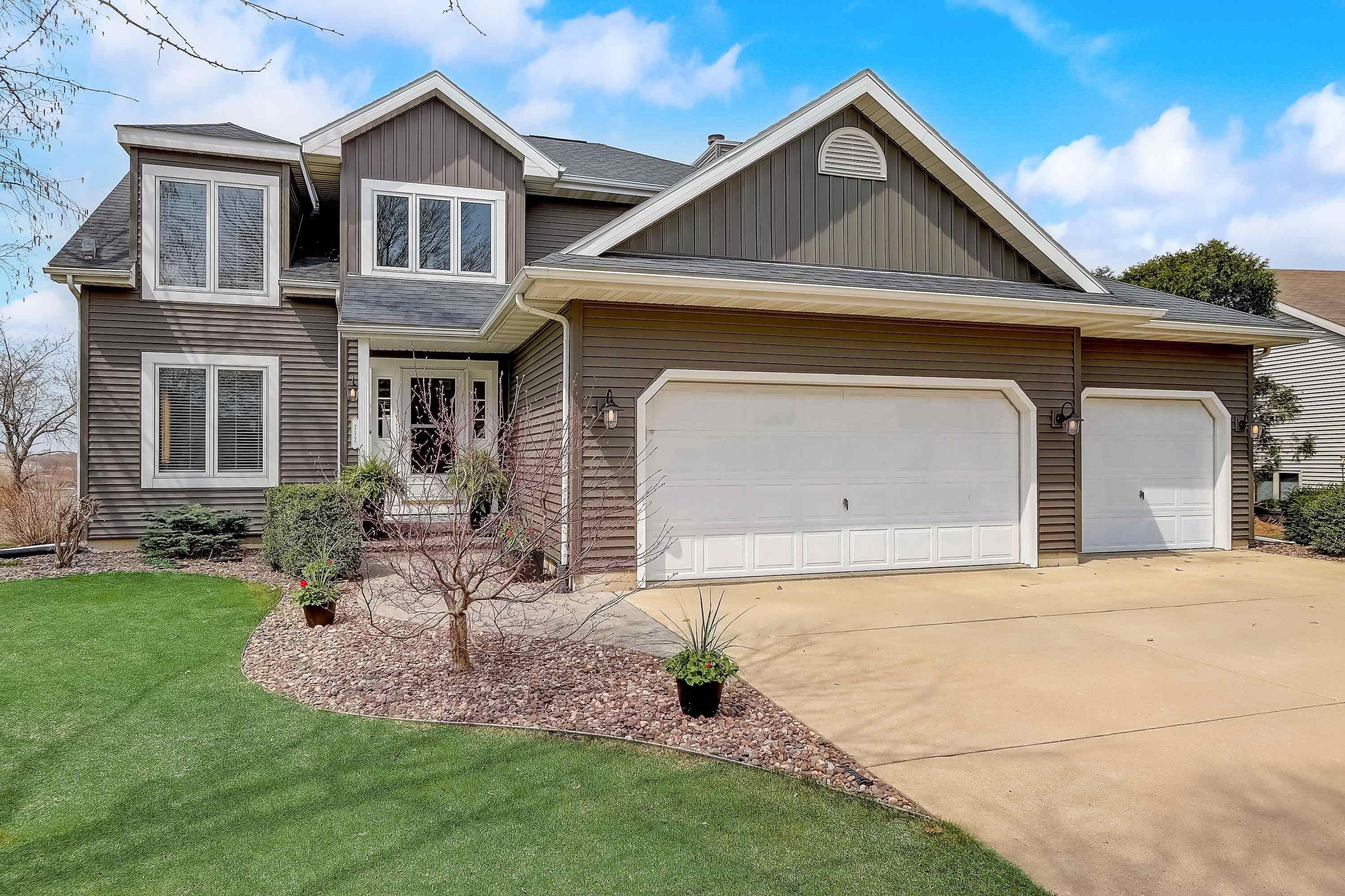 0.33 Acres, 712 S 2nd St, Mount Horeb, WI 53572 Land and Farm