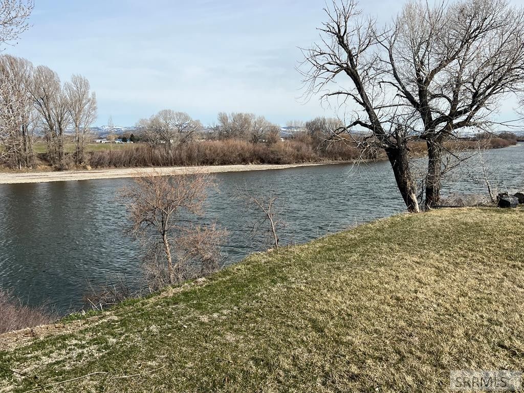 1.76 Acres, 1425 N 630 E, Shelley, ID 83274 Land and Farm