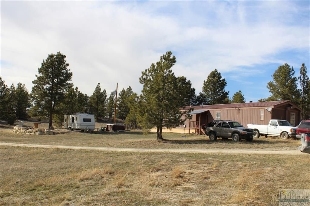 13.3 Acres, 60 DOGWOOD ROAD, Roundup, MT 59072 Land and Farm