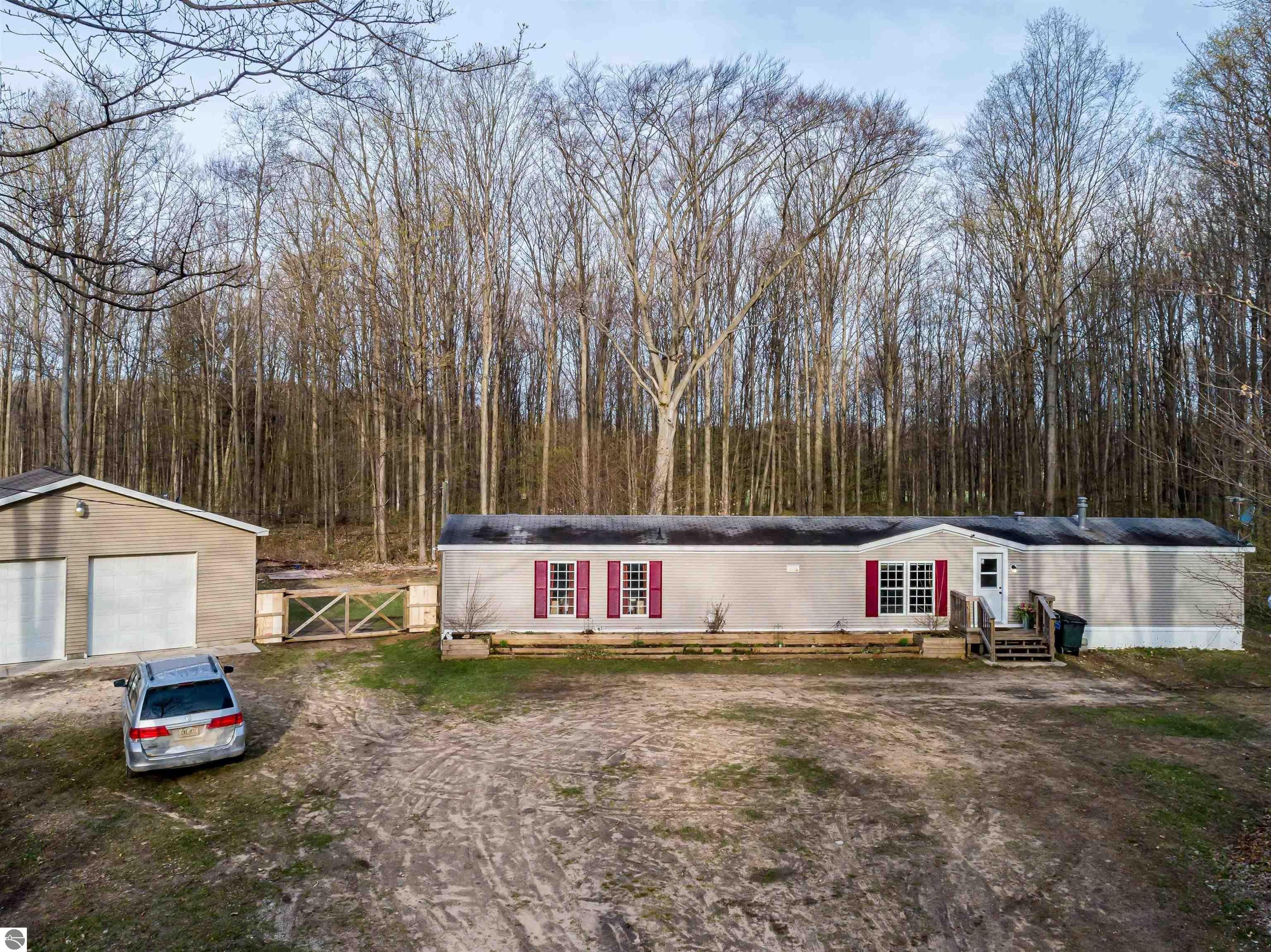 4.58 Acres, 3187 N 25 Road, Mesick, MI 49668 Land and Farm