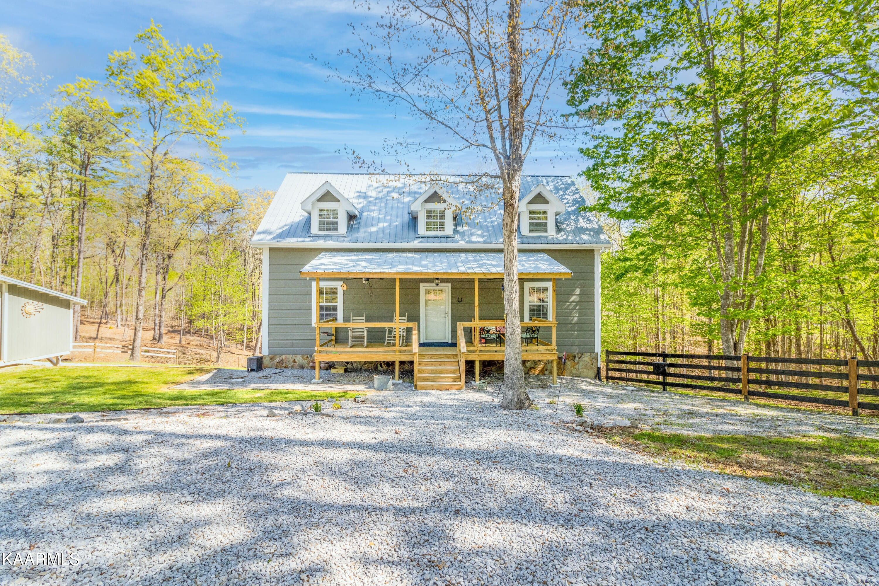 3.64 Acres, 111 Ridgepoint Rd, Jamestown, TN 38556 Land and Farm