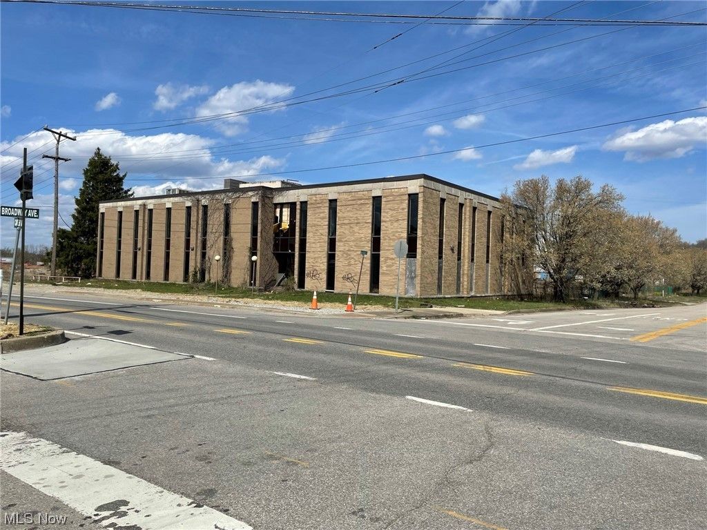 18.5 Acres, 3801 Camden Avenue, Parkersburg, WV 26101 Land and Farm