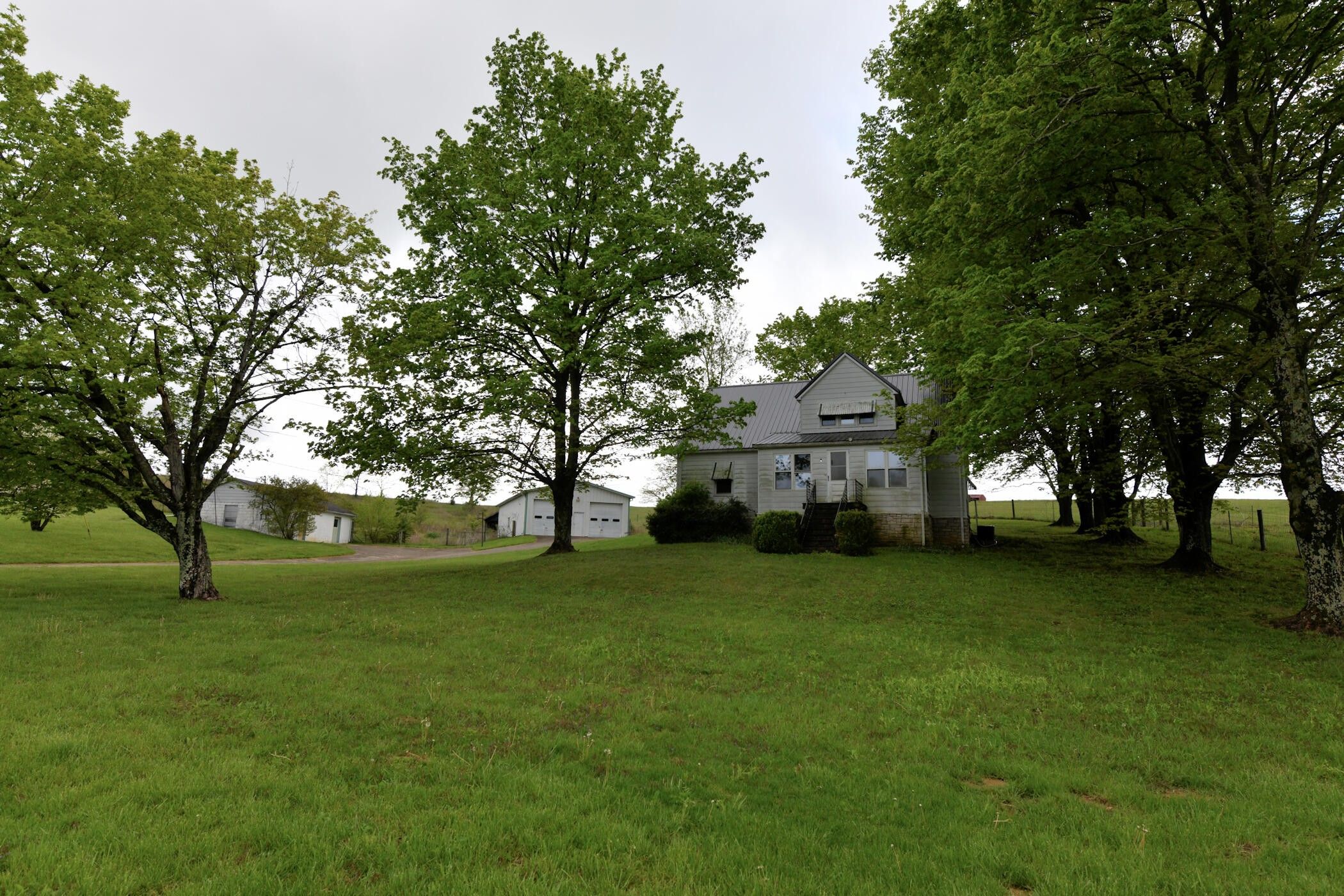 5 Acres, 165 Skinnersburg Road, Stamping Ground, KY 40379 Land and Farm