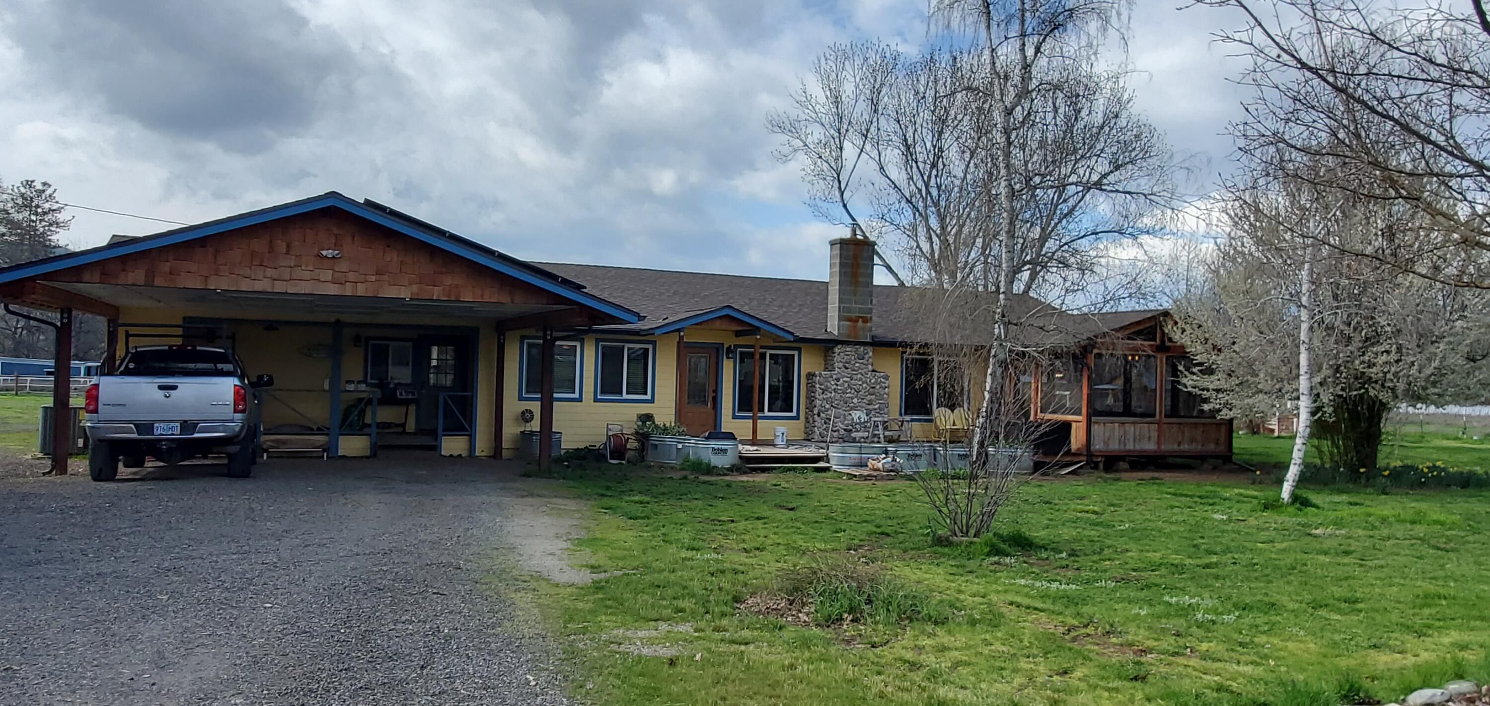 29.38 Acres, 4221 Sams Valley Road, Gold Hill, OR 97525 Land and Farm