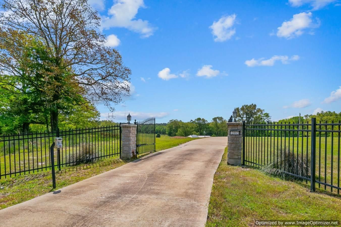 14.66 Acres, 2865 7 Springs Road, Raymond, MS 39154 Land and Farm