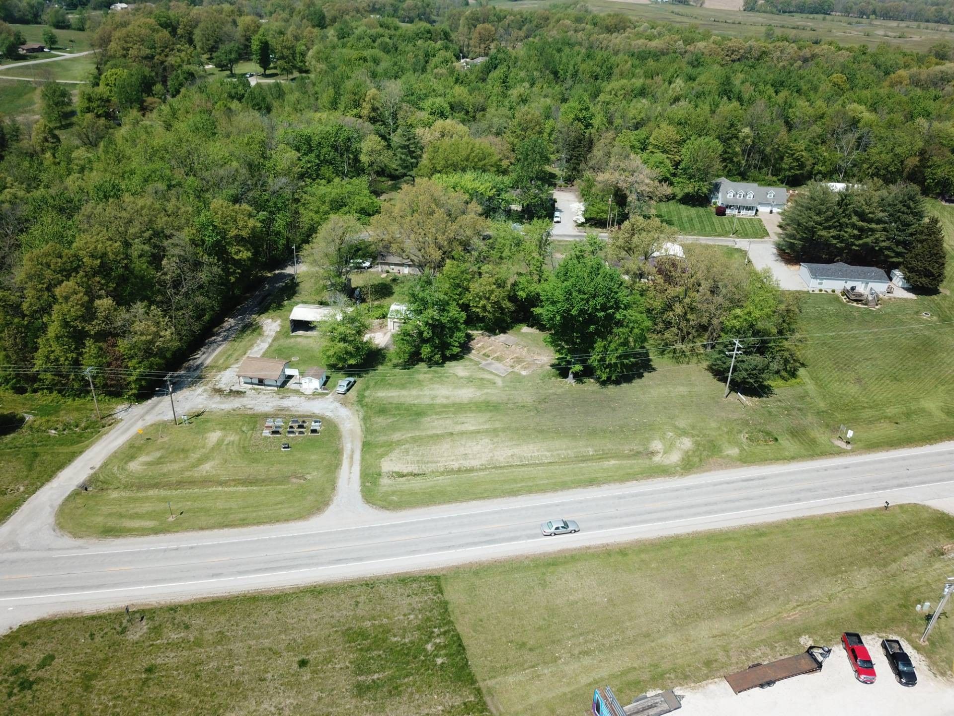 0.76 Acres, 559 Illinois Route 15 East, Albion, IL 62806 Land and Farm