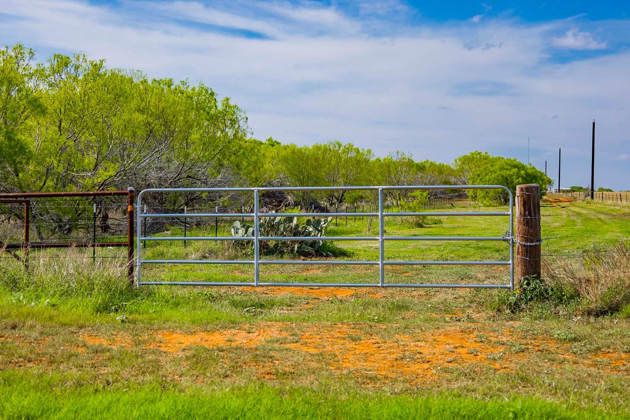0000 Bluntzer Rd, Jourdanton, TX 78011 MLS 163803 Land and Farm