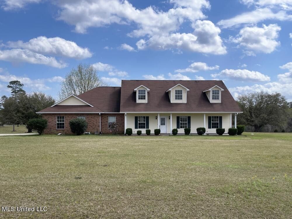2.2 Acres, 8104 Ridgewood Drive, Kiln, MS 39556 Land and Farm