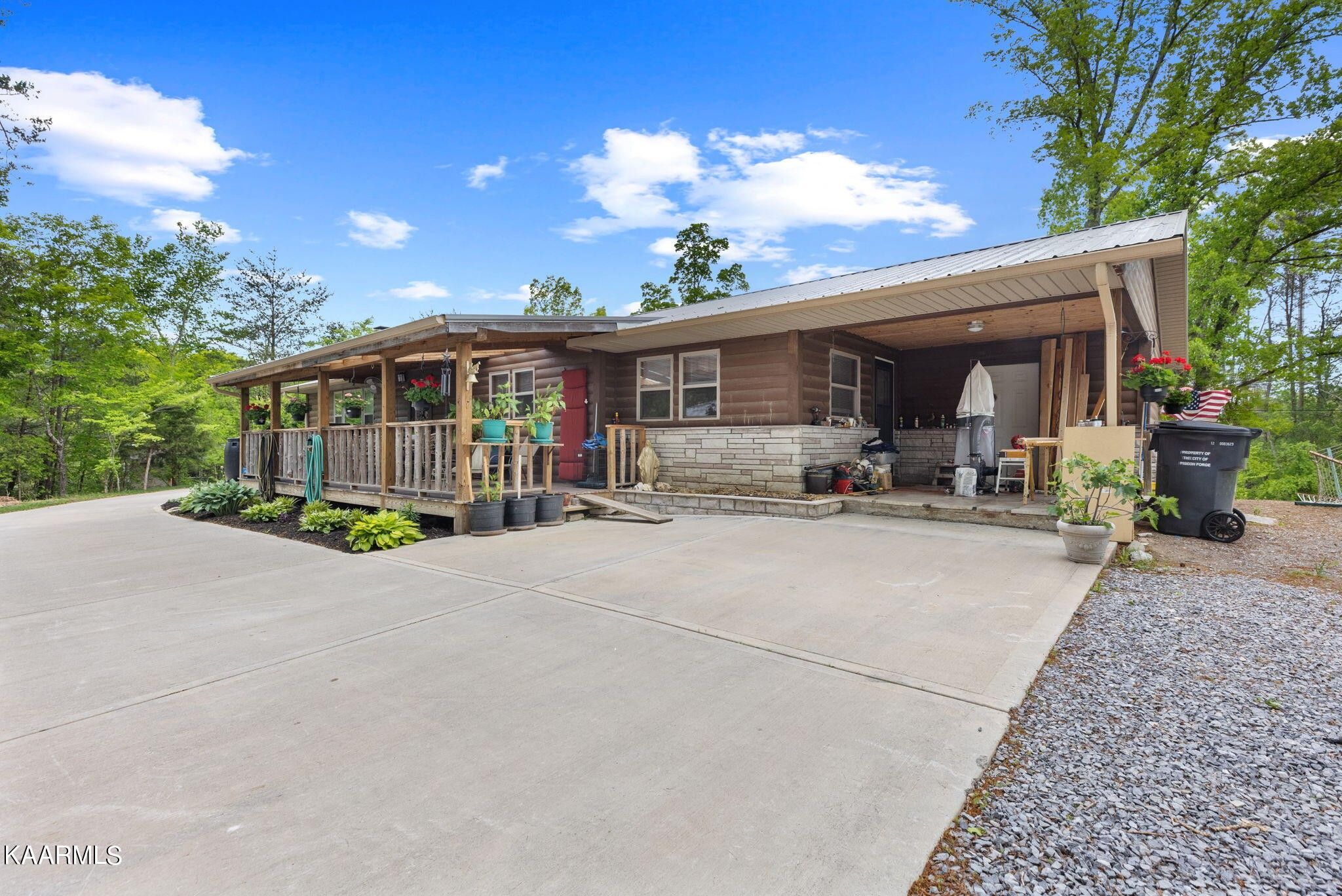 0.97 Acres, 3119 Noland Drive, Pigeon TN 37863 Land and Farm