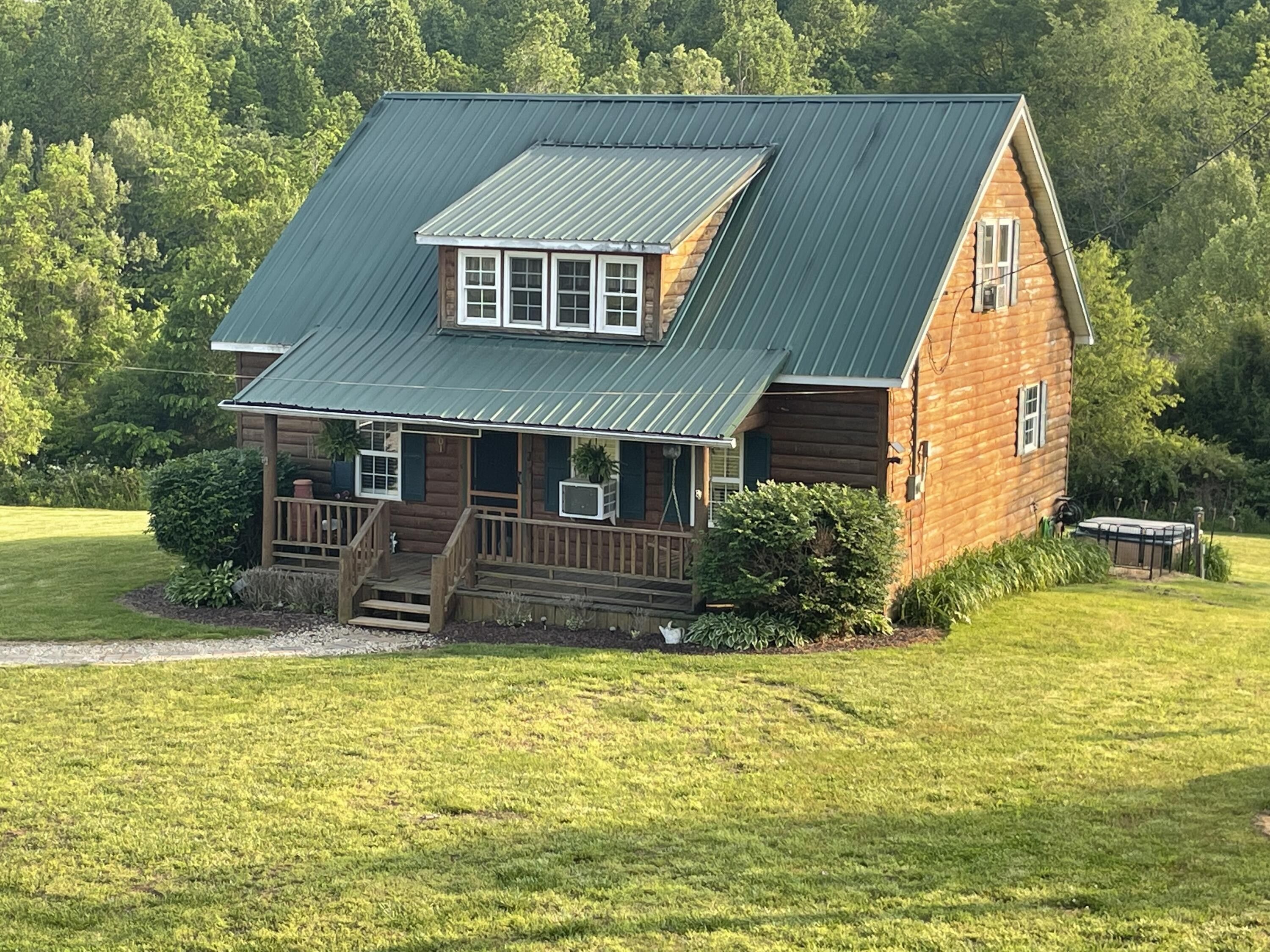 17.55 Acres, 9701 Saloma Road, Campbellsville, KY 42718 Land and Farm