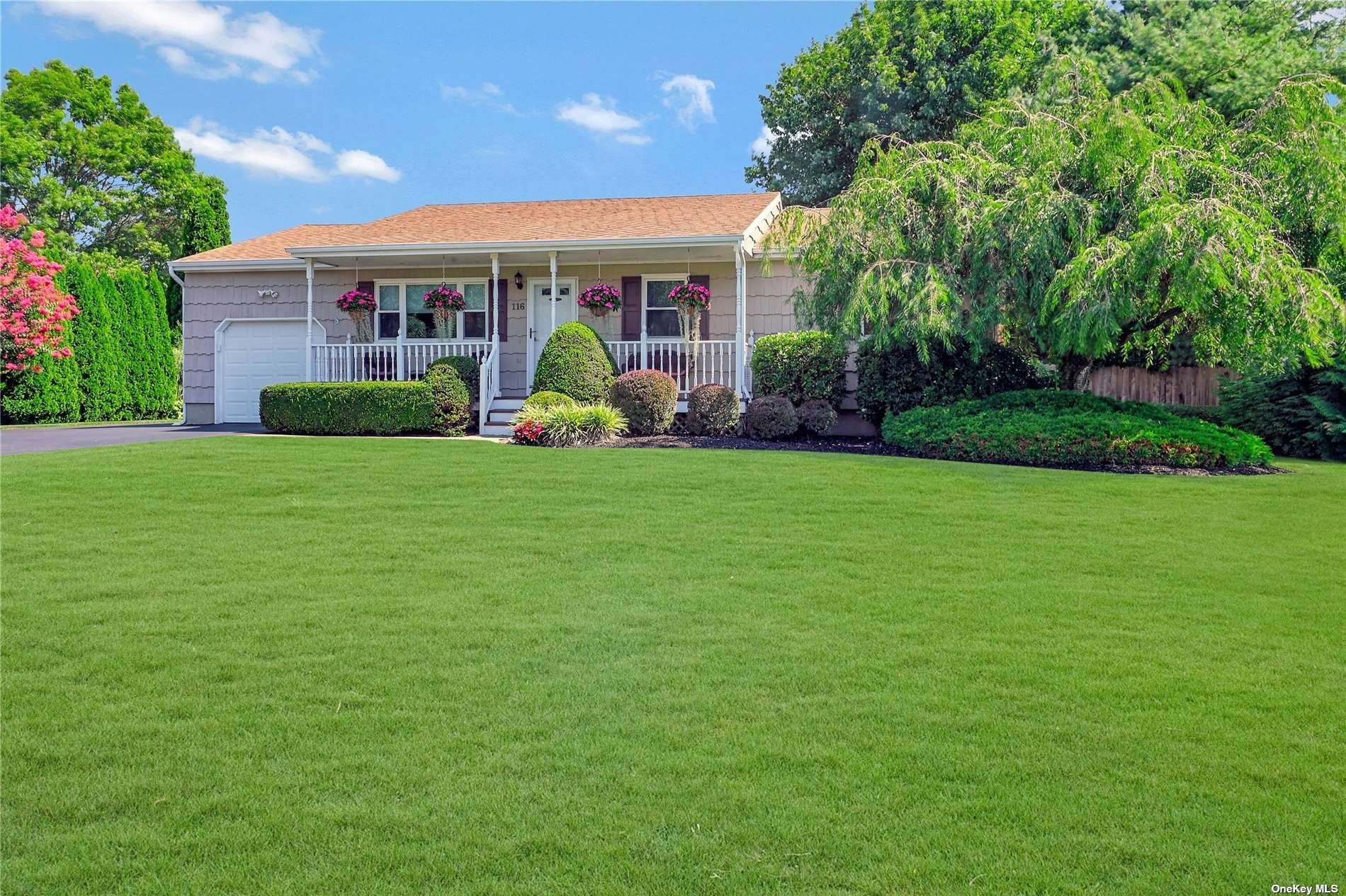 0.6 Acres, 116 Donna Drive, Baiting Hollow, NY 11933 Land and Farm