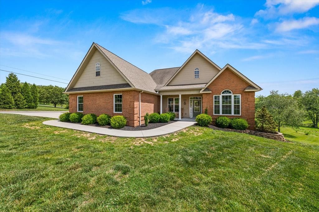 0.7 Acres, 229 Florence Circle, Dandridge, TN 37725 Land and Farm