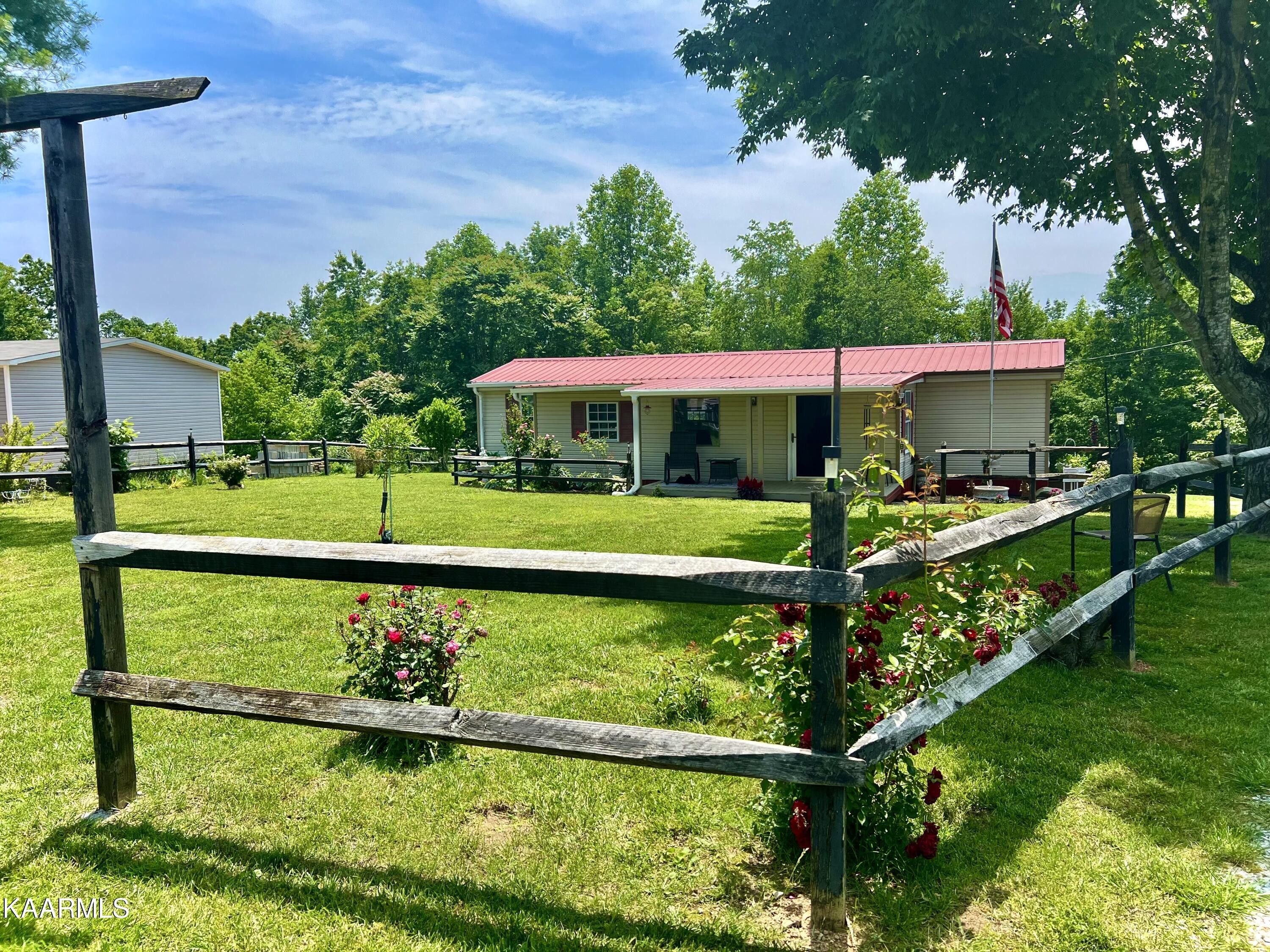 0.56 Acres, 226 Midway Circle, Jacksboro, TN 37757 Land and Farm