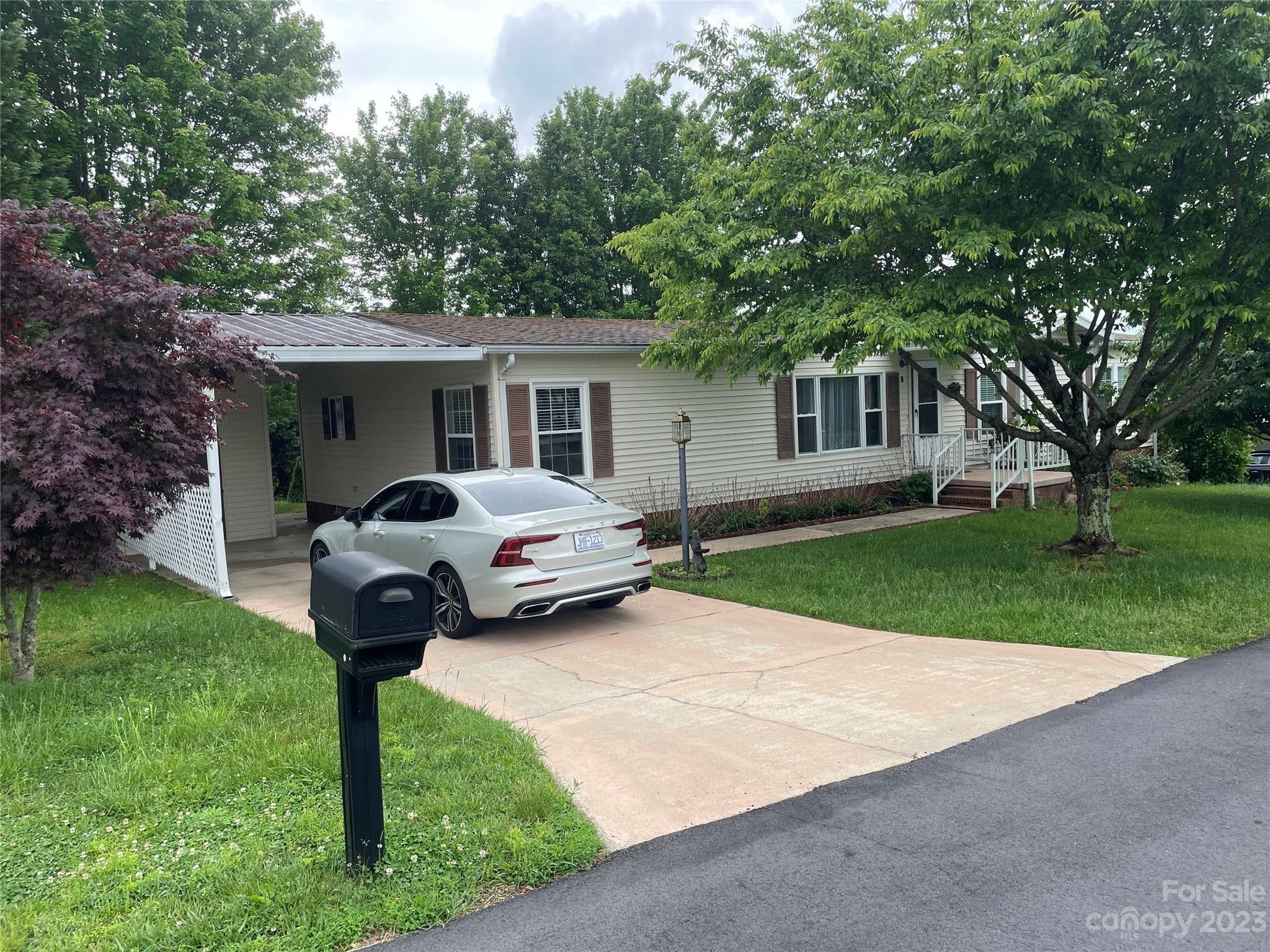 0.17 Acres, 8 Marjorie Lane, Hendersonville, NC 28792 Land and Farm