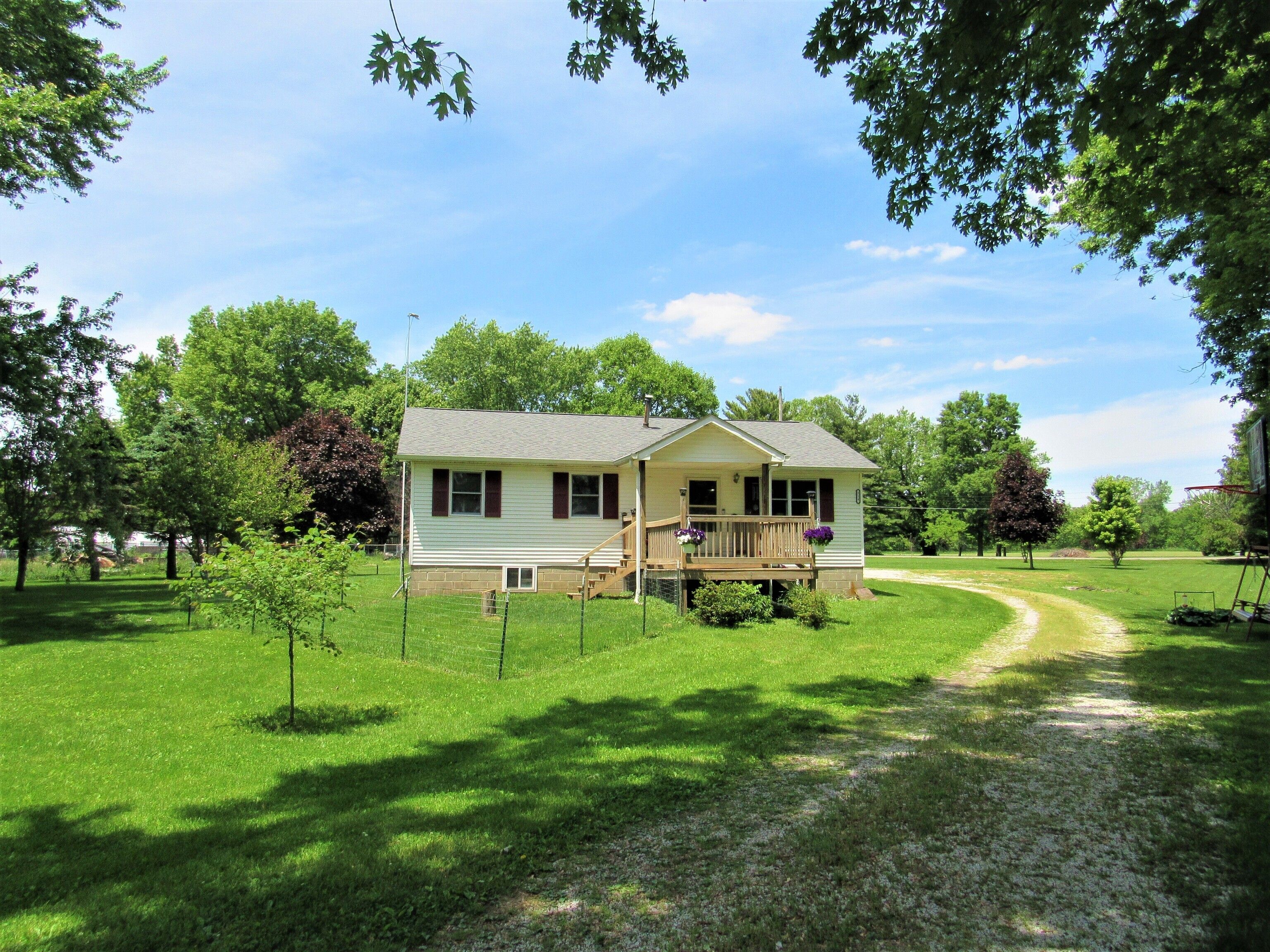 1 Acres, 714 E Howard Street, Waveland, IN 47989 Land and Farm