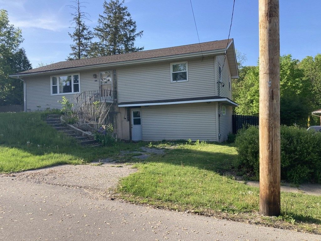 1 Acres, 165 Bond Street, Marseilles, IL 61341 Land and Farm