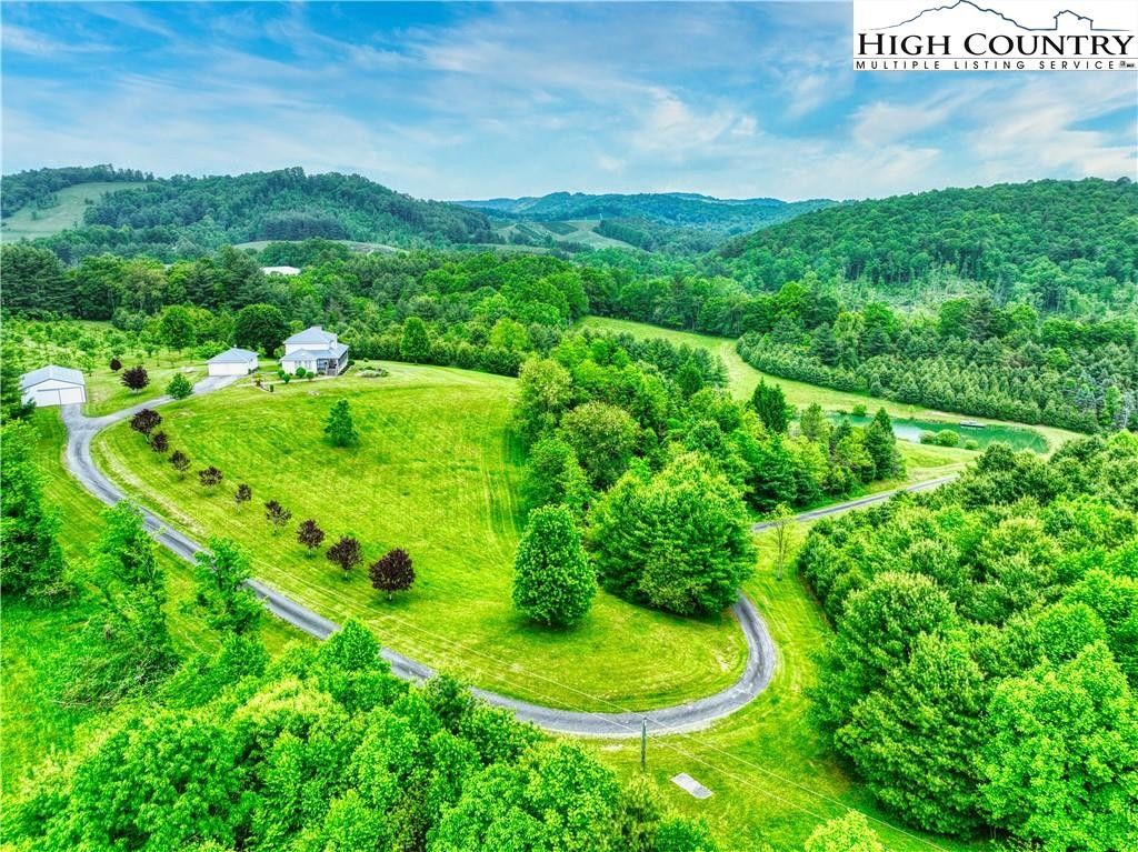 25 Acres, 854 Pruitt Cove Road, Laurel Springs, NC 28644 Land and Farm