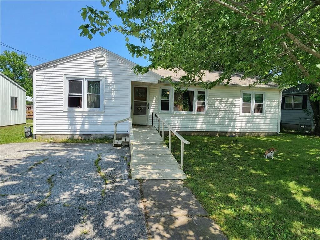 28 Acres, 204 Cherry ST, Lamar, MO 64759 Land and Farm