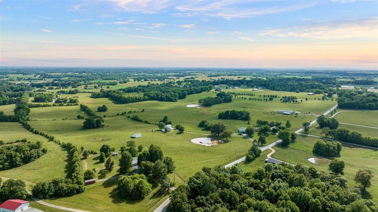 28.8 Acres, 10095 A Glasgow Road, Smiths Grove, KY 42171 Land and Farm