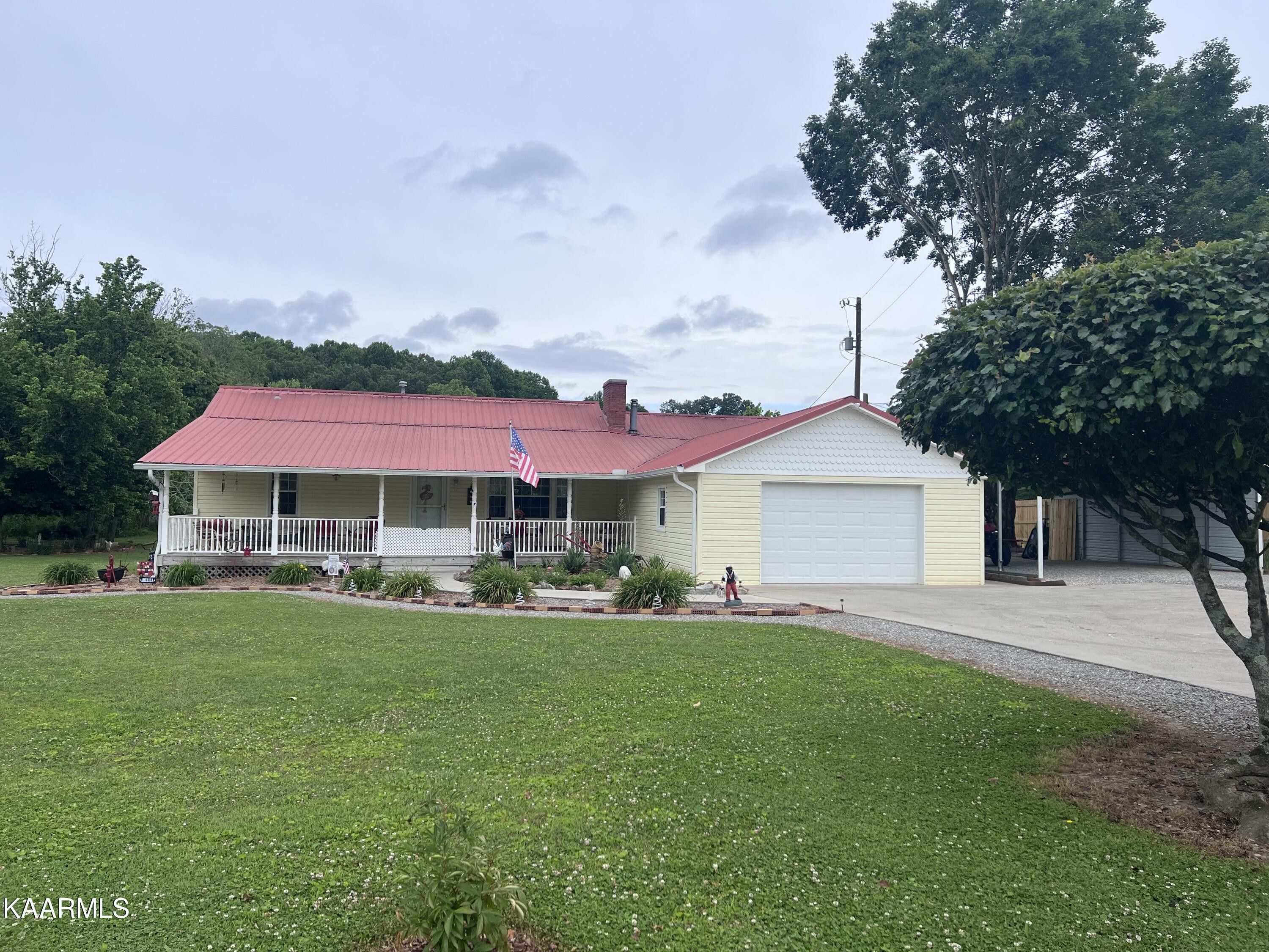 1.6 Acres, 857 Ridgeview Drive, Clinton, TN 37716 Land and Farm