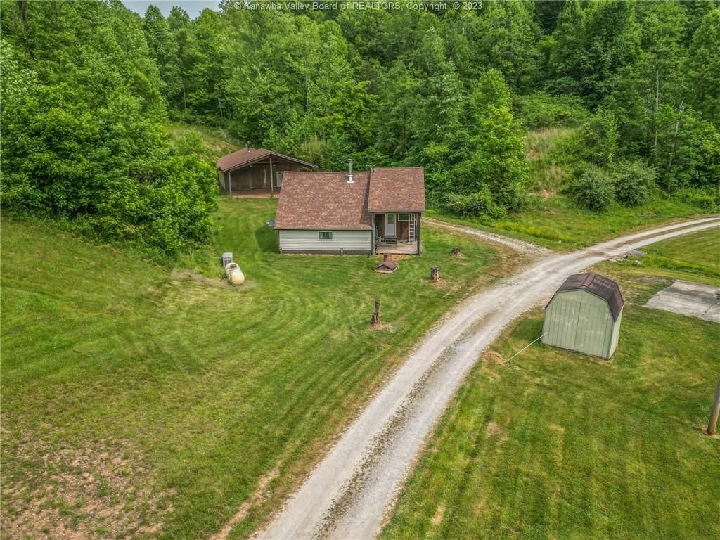 215 Sandy Run Rd, Sandyville, WV 25275 MLS 264433 Land and Farm