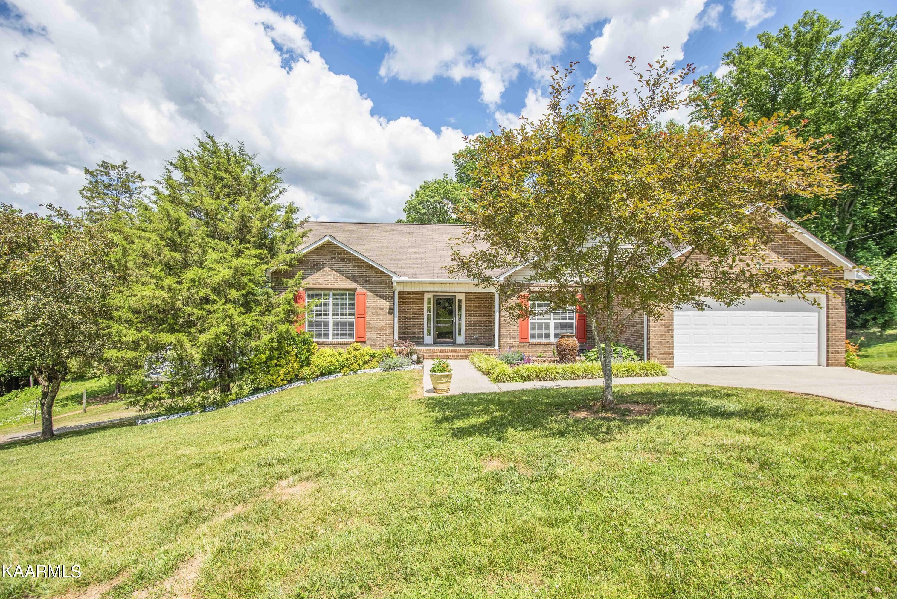 1.21 Acres, 115 Autumn Drive, Clinton, TN 37716 Land and Farm