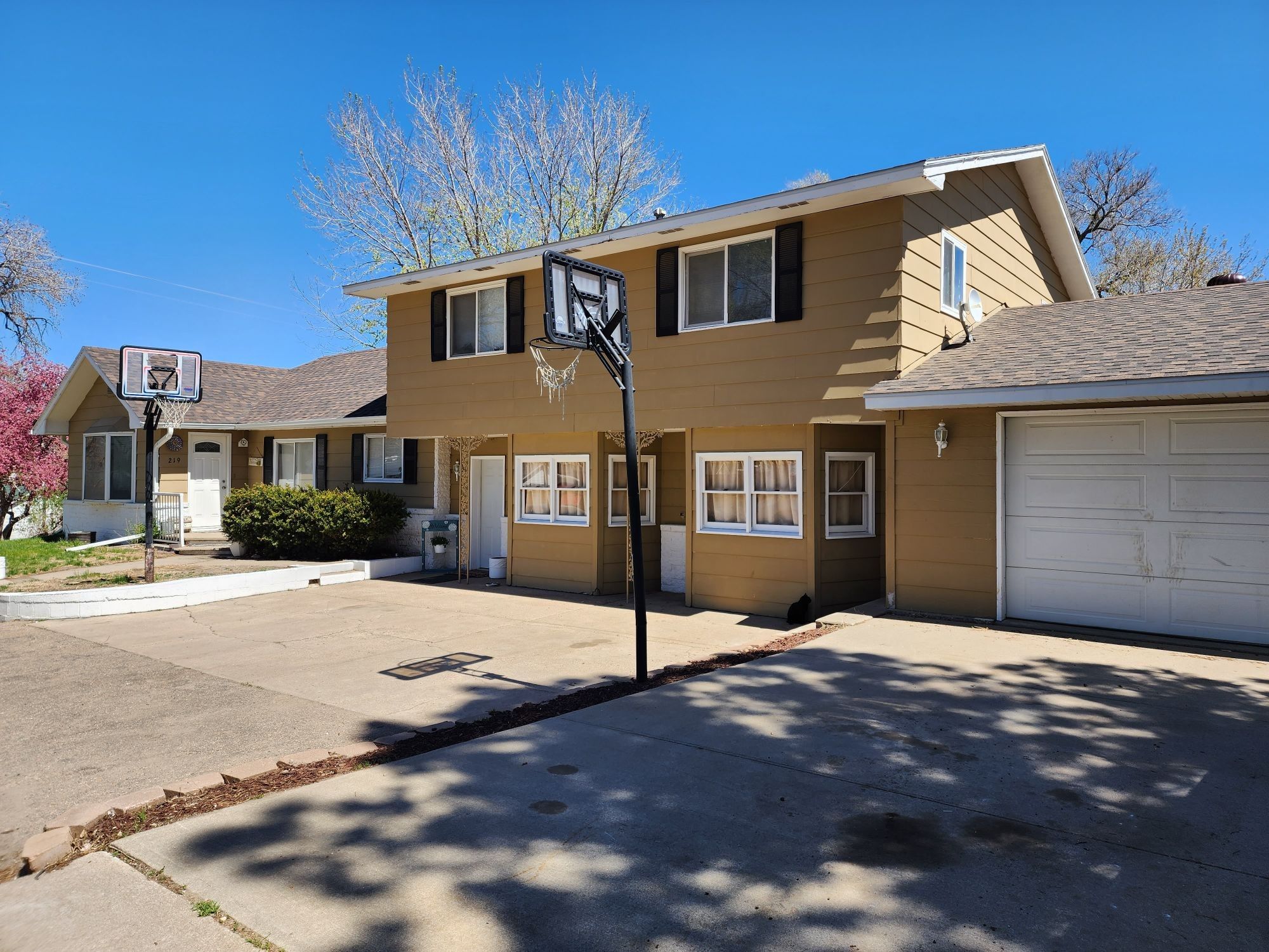 1.25 Acres, 219 East Popleton, Brady, NE 69123 Land and Farm