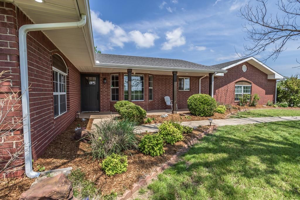 10 Acres, 104050 Eastridge Dr, Prague, OK 74864 Land and Farm