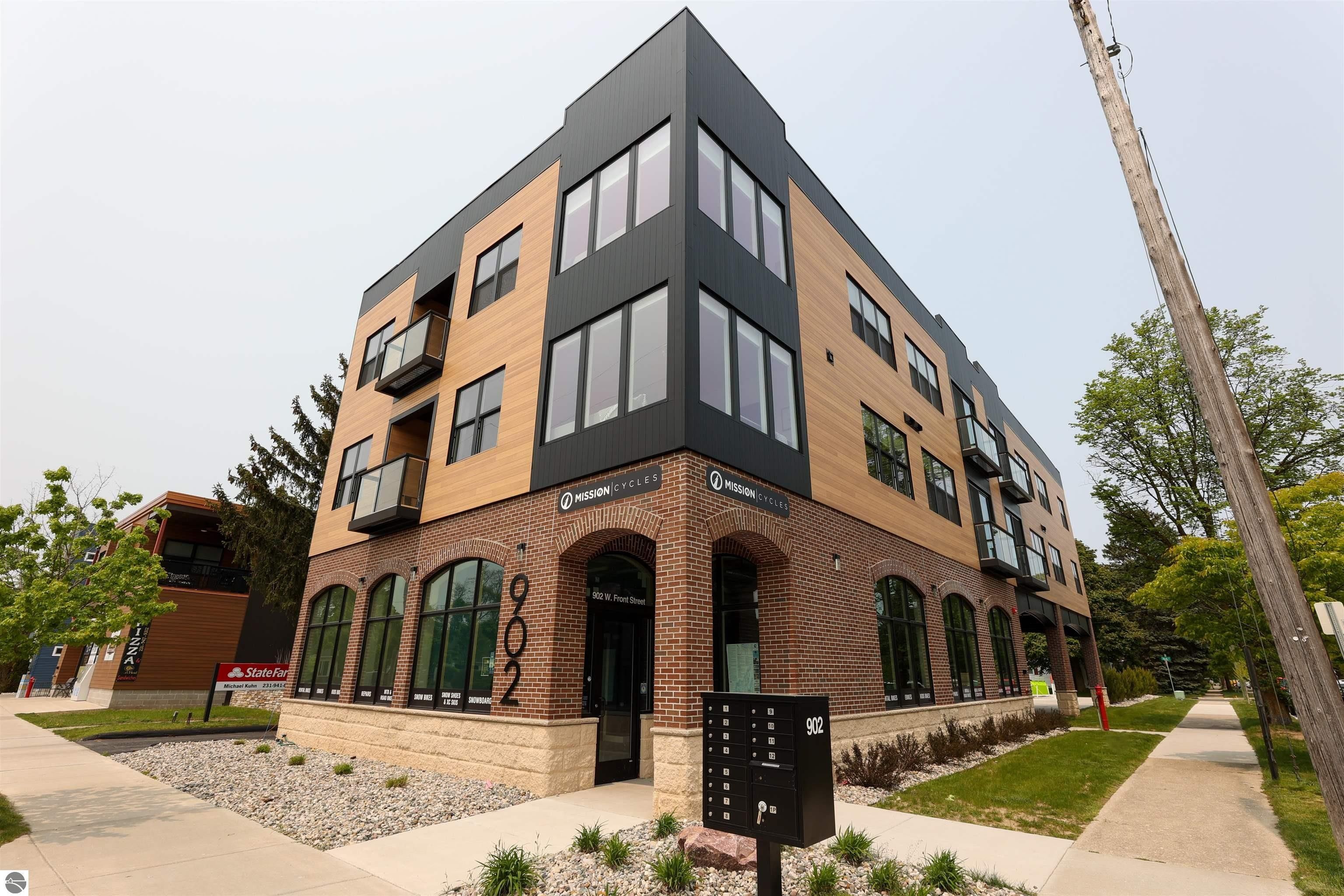 0.02 Acres, 902 W Front Street, Traverse City, MI 49684 Land and Farm