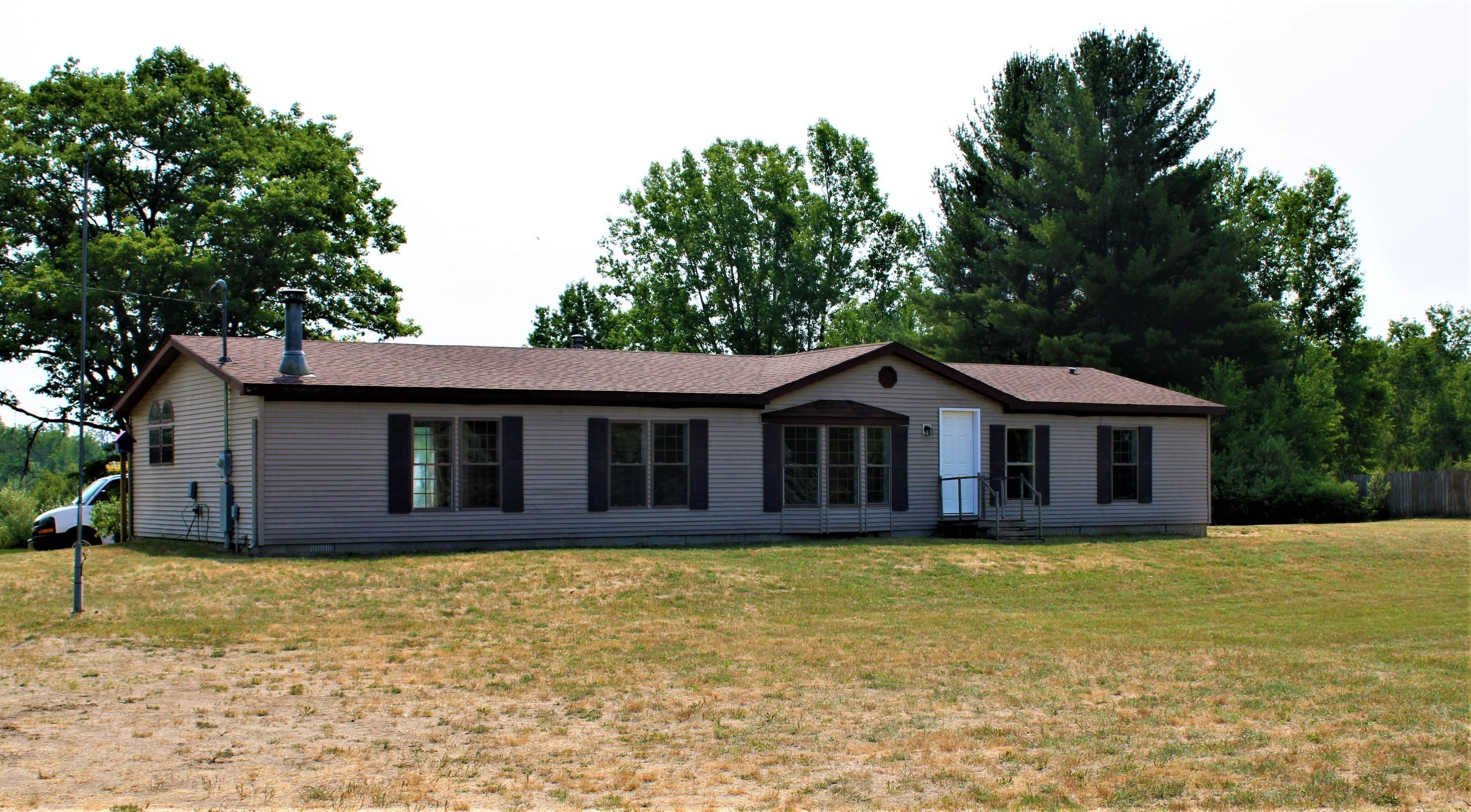 1347 M30, Gladwin, MI 48624 Land and Farm