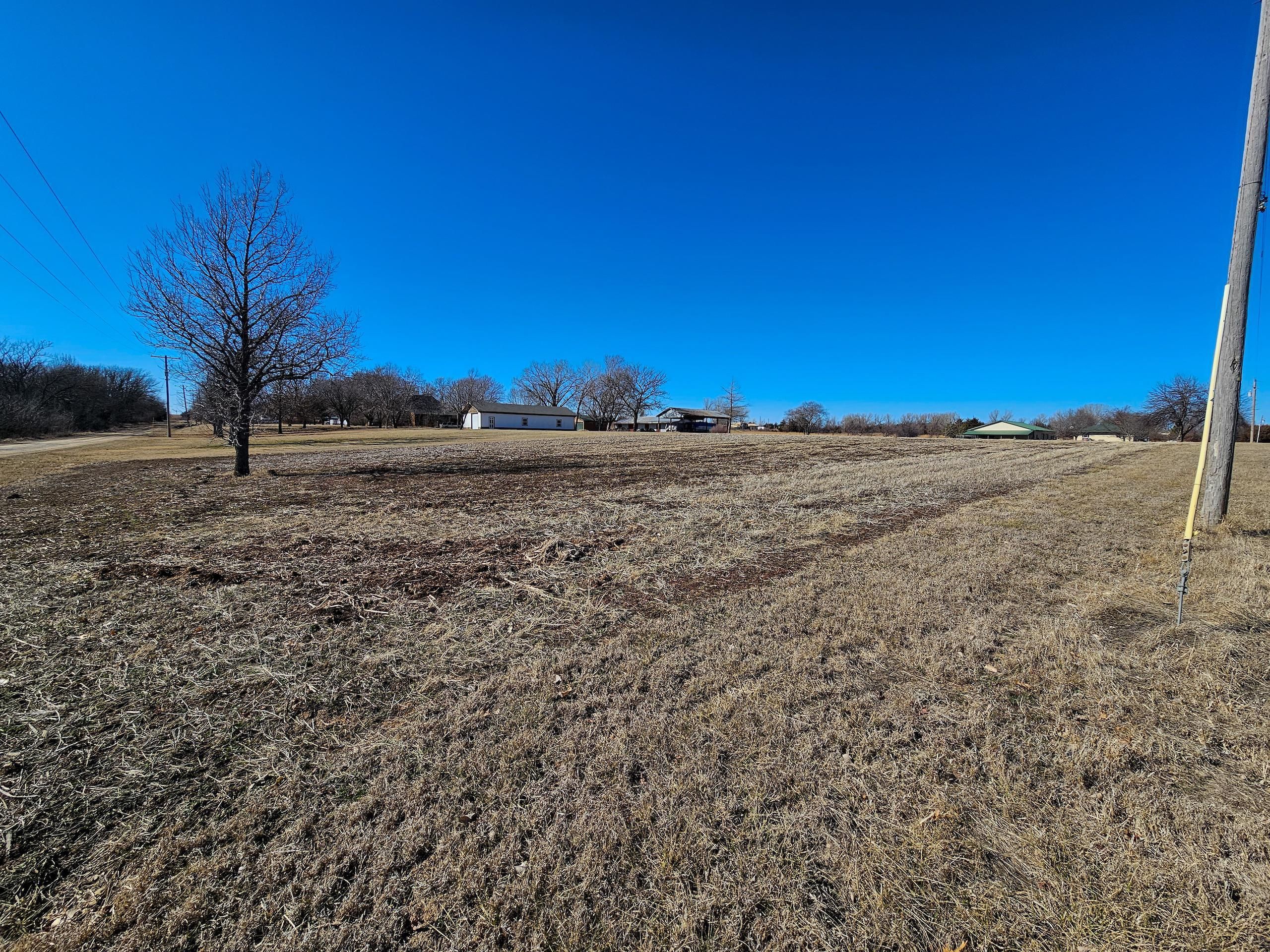 1 Acres, T Ave., Council Grove, KS 66846 Land and Farm