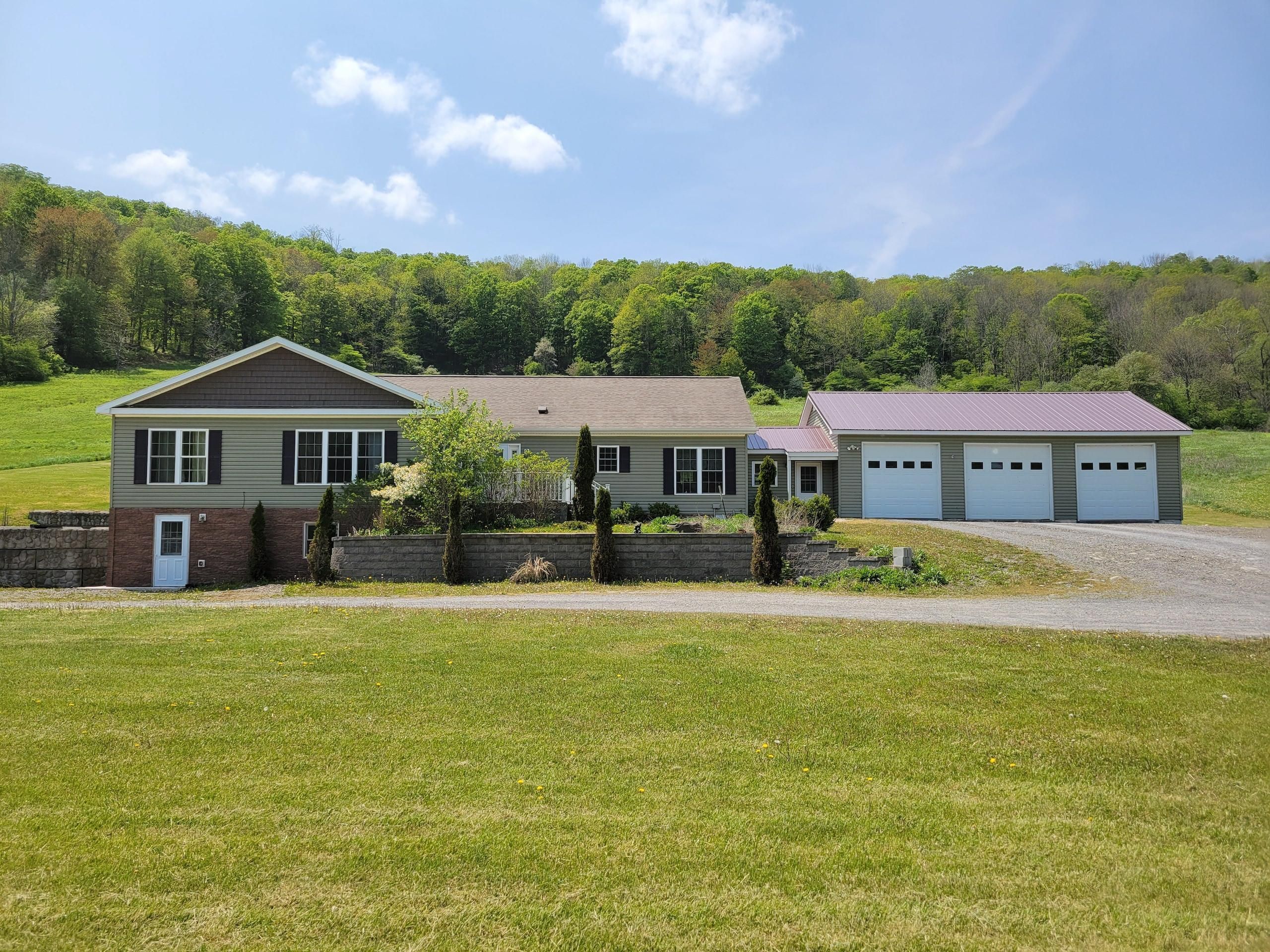 1907 County Road 12, DeRuyter, NY 13052 Land and Farm